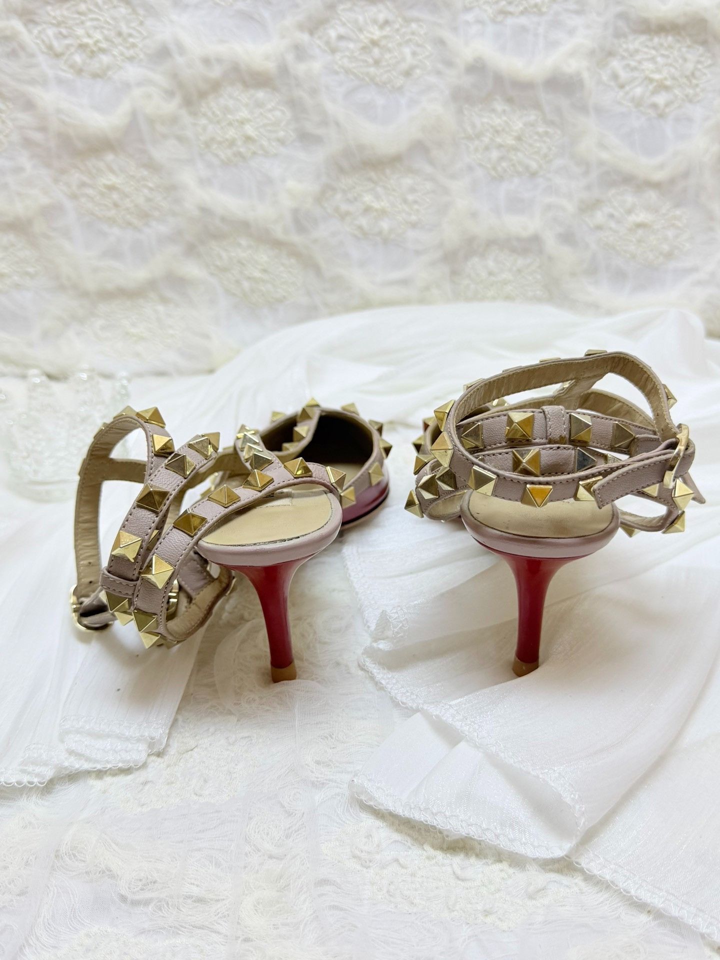 Valentino Valentino Red Lowtop Sneakers us_5-5 Women Size US 5.5 / IT 35.5 - 4 Thumbnail