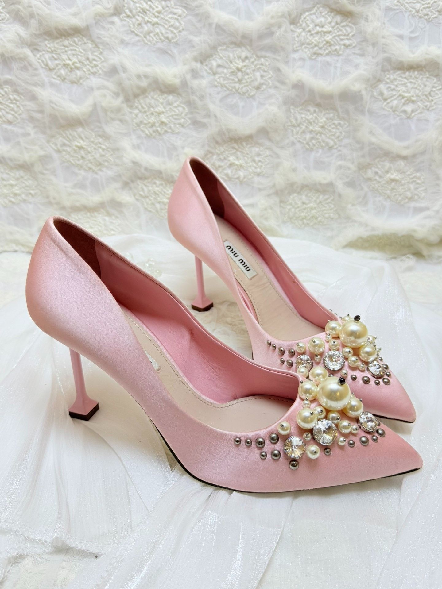Miu Miu Miu Miu Pink Lowtop Sneakers us_8 Women Size US 8 / IT 38 - 2 Thumbnail