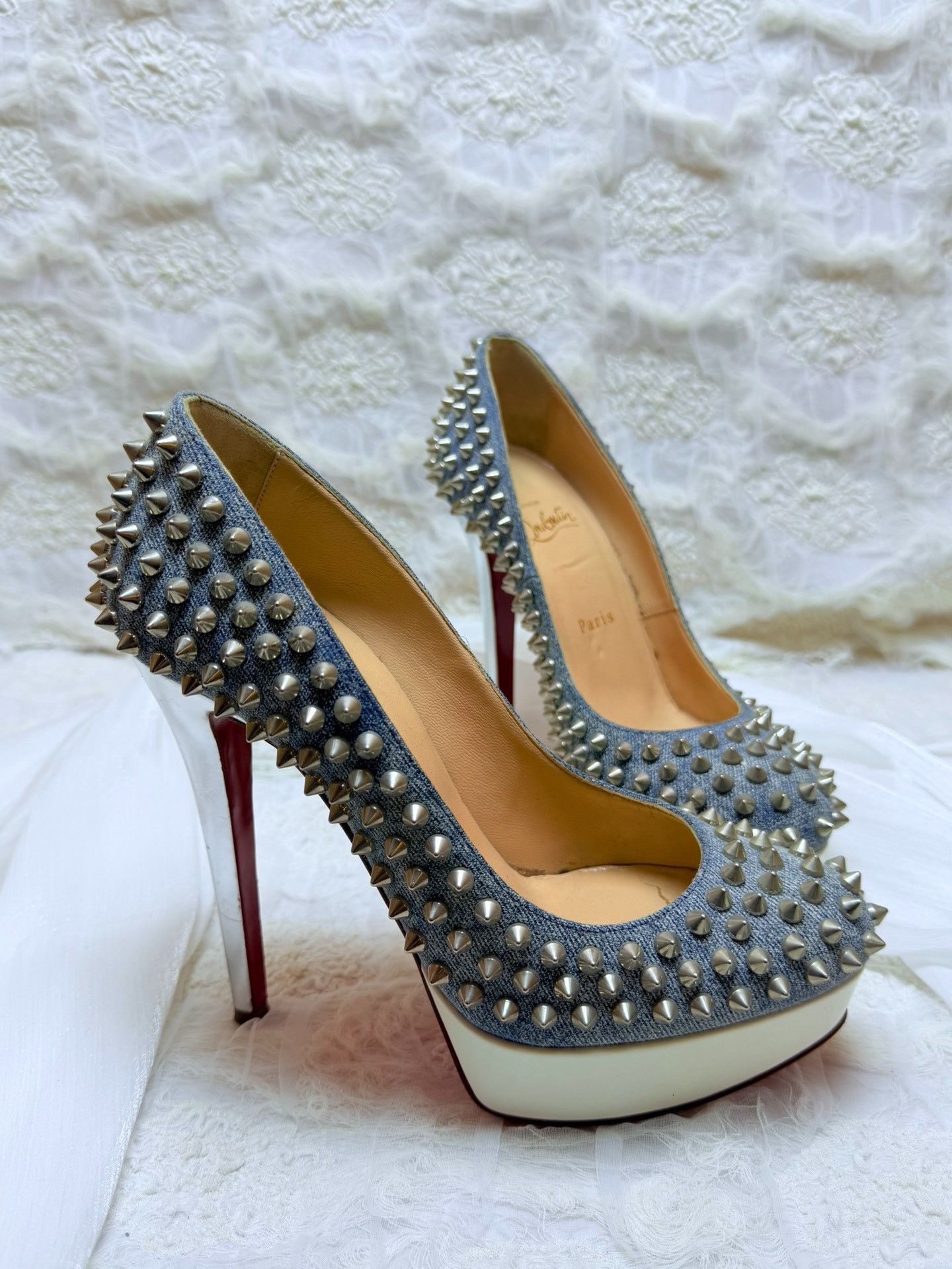 Christian Louboutin Christian Louboutin Denim Red Lowtop Sneakers us_7 Women Size US 7 / IT 37 - 3 Thumbnail