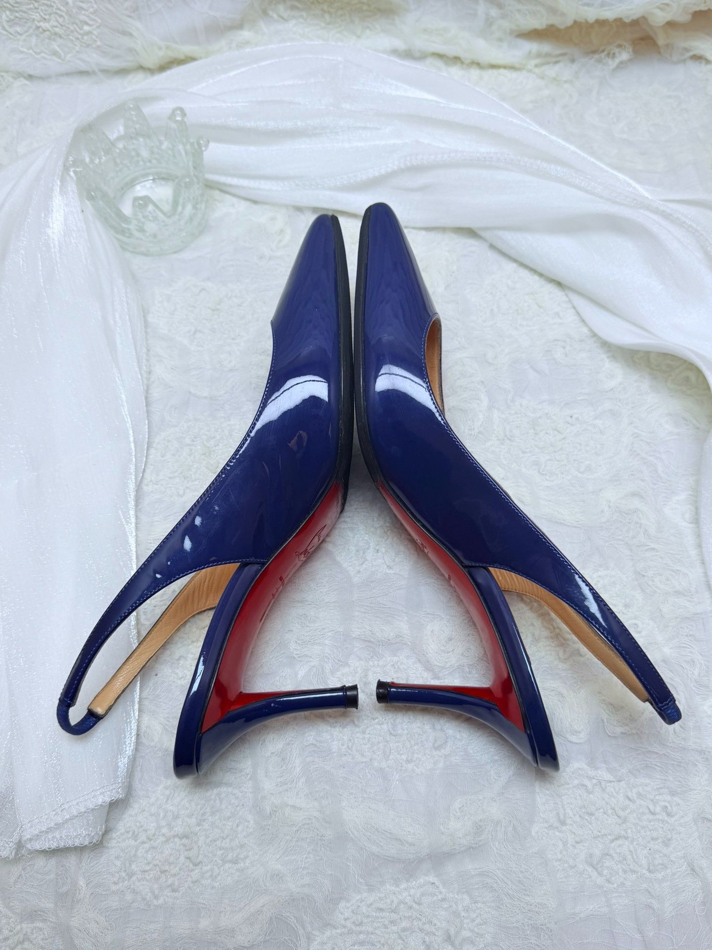 Christian Louboutin Christian Louboutin Patent Blue Lowtop Sneakers us_6-5 Women Size US 6.5 / IT 36.5 - 5 Thumbnail