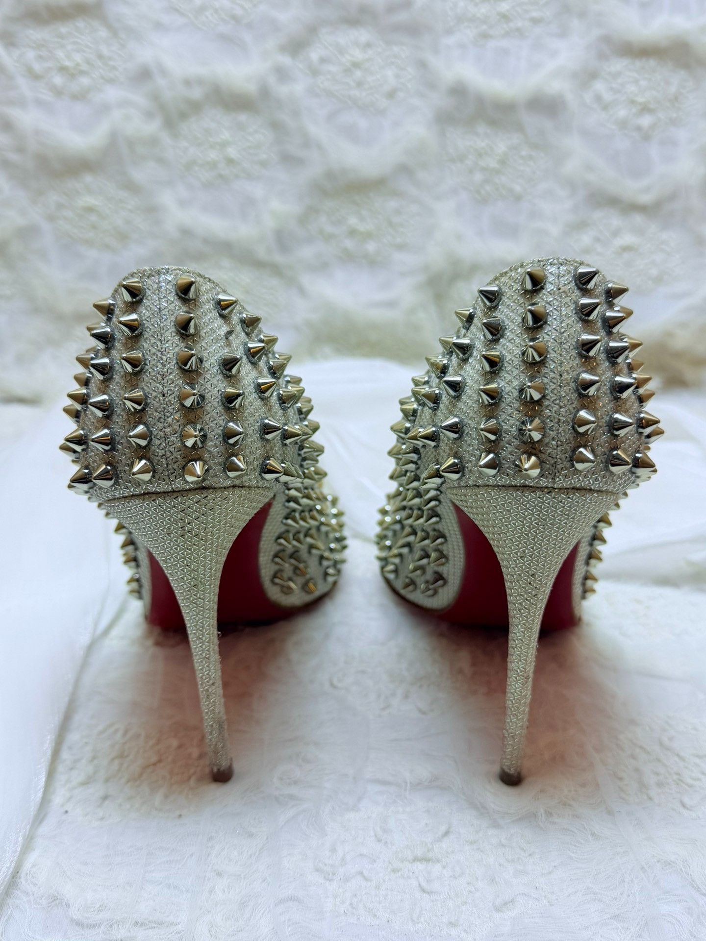 Christian Louboutin Christian Louboutin Silver Lowtop Sneakers us_5 Women Size US 5 / IT 35 - 4 Thumbnail