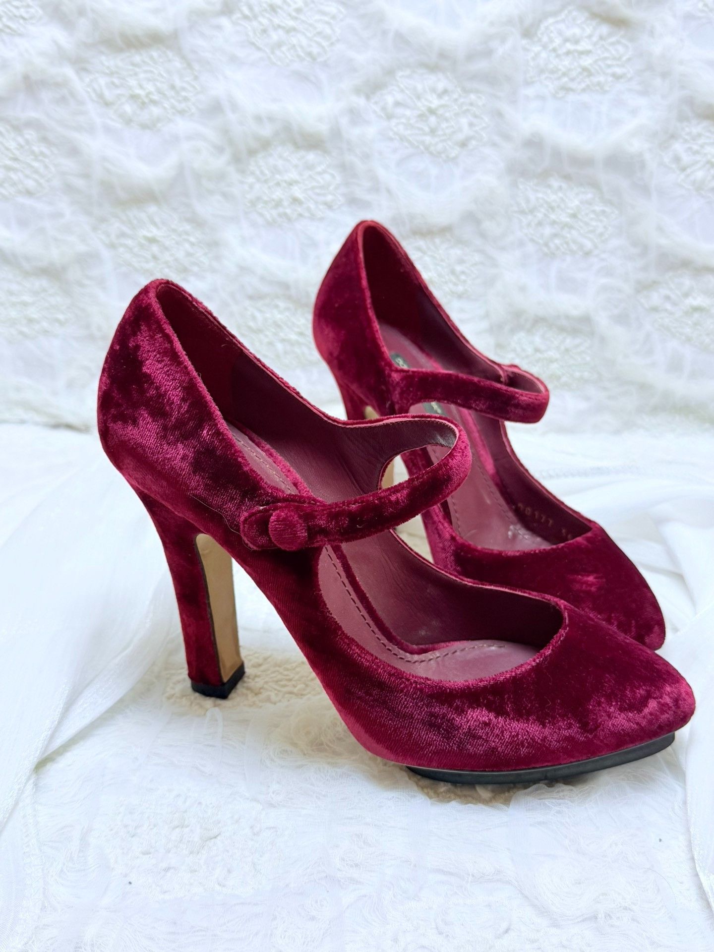 Dolce & Gabbana Dolce & Gabbana Velvet Red Lowtop Sneakers us_6-5 Women Size US 6.5 / IT 36.5 - 2 Thumbnail