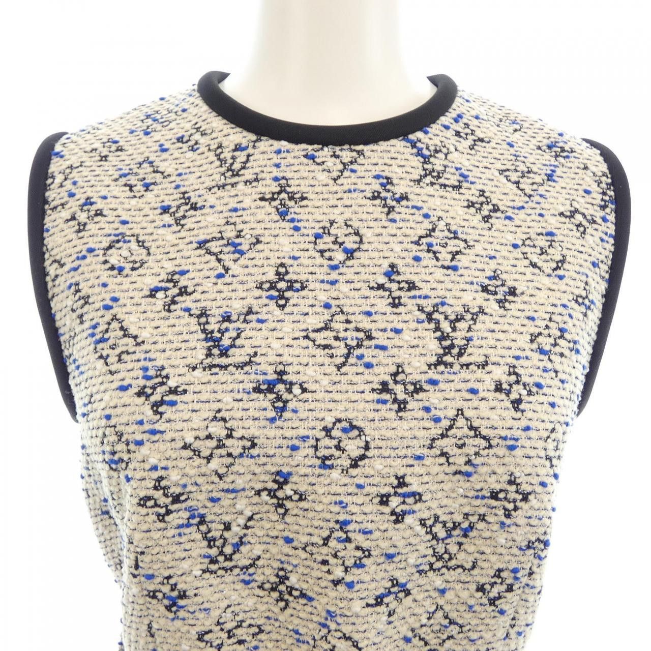 Louis Vuitton Louis Vuitton Louis Vuitton Dress Textile Dresses FKDR15ITK DUTY FREE for USA Size ONE SIZE - 6 Thumbnail