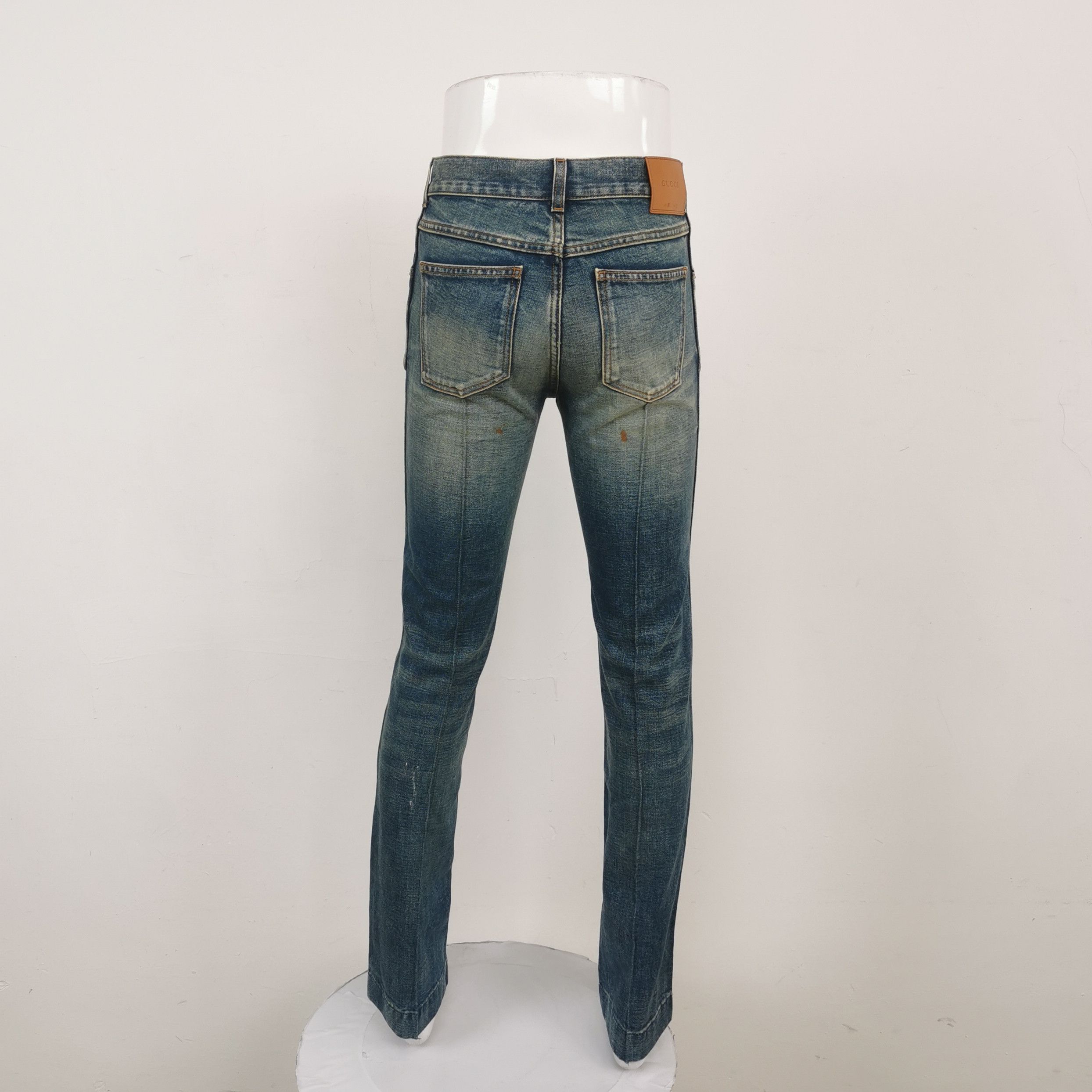 Gucci Gucci Distressed Logo Patch Denim Jeans 30 Size US 30 / EU 46 - 2 Thumbnail