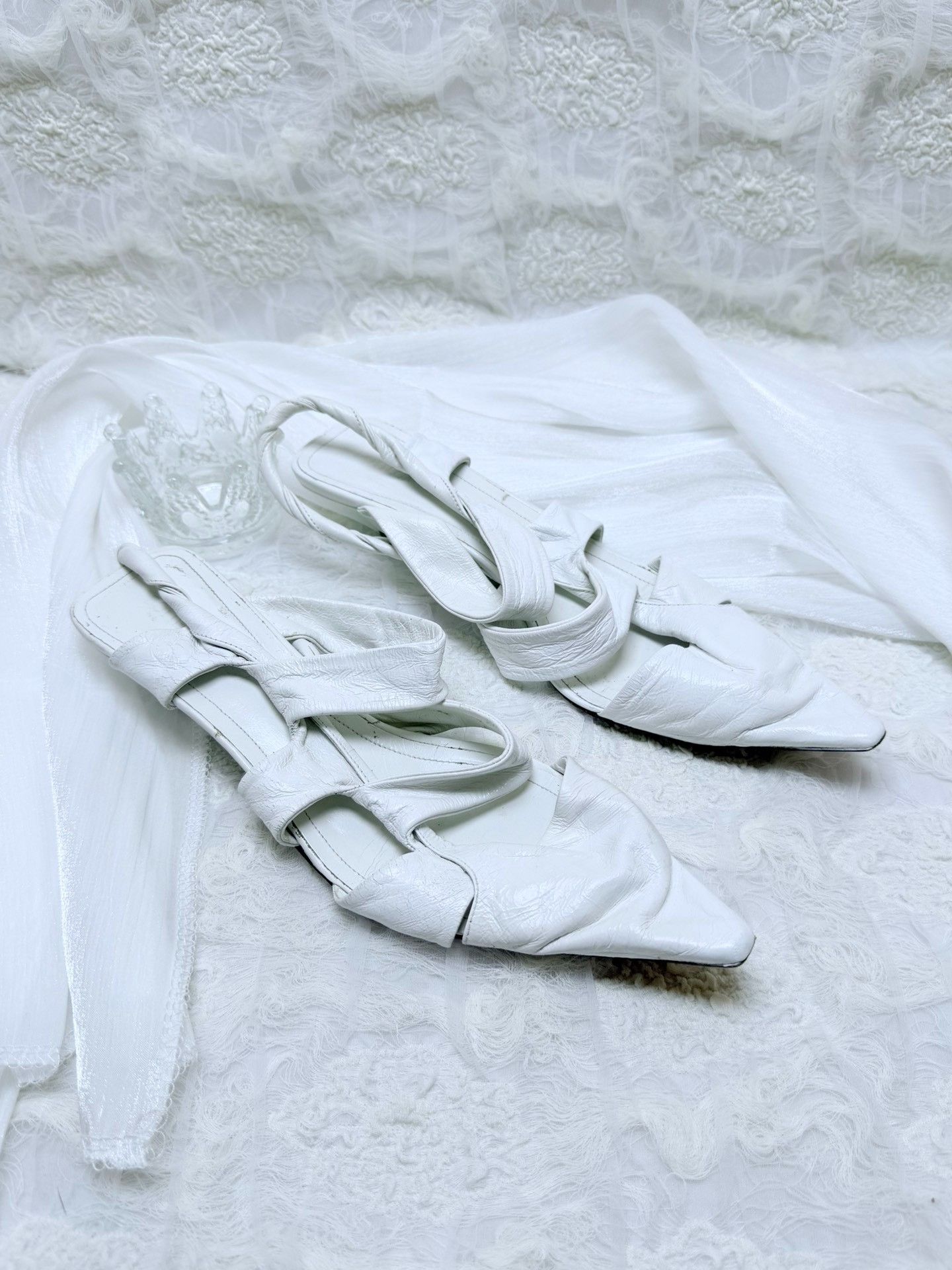 Bottega Veneta Bottega Veneta White Sandals us_6-5 Women Size US 6.5 / IT 36.5 - 2 Thumbnail