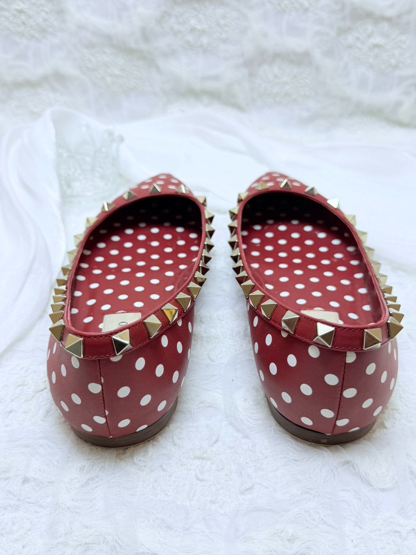 Valentino Valentino Red Lowtop Sneakers us_7 Women Size US 7 / IT 37 - 4 Thumbnail
