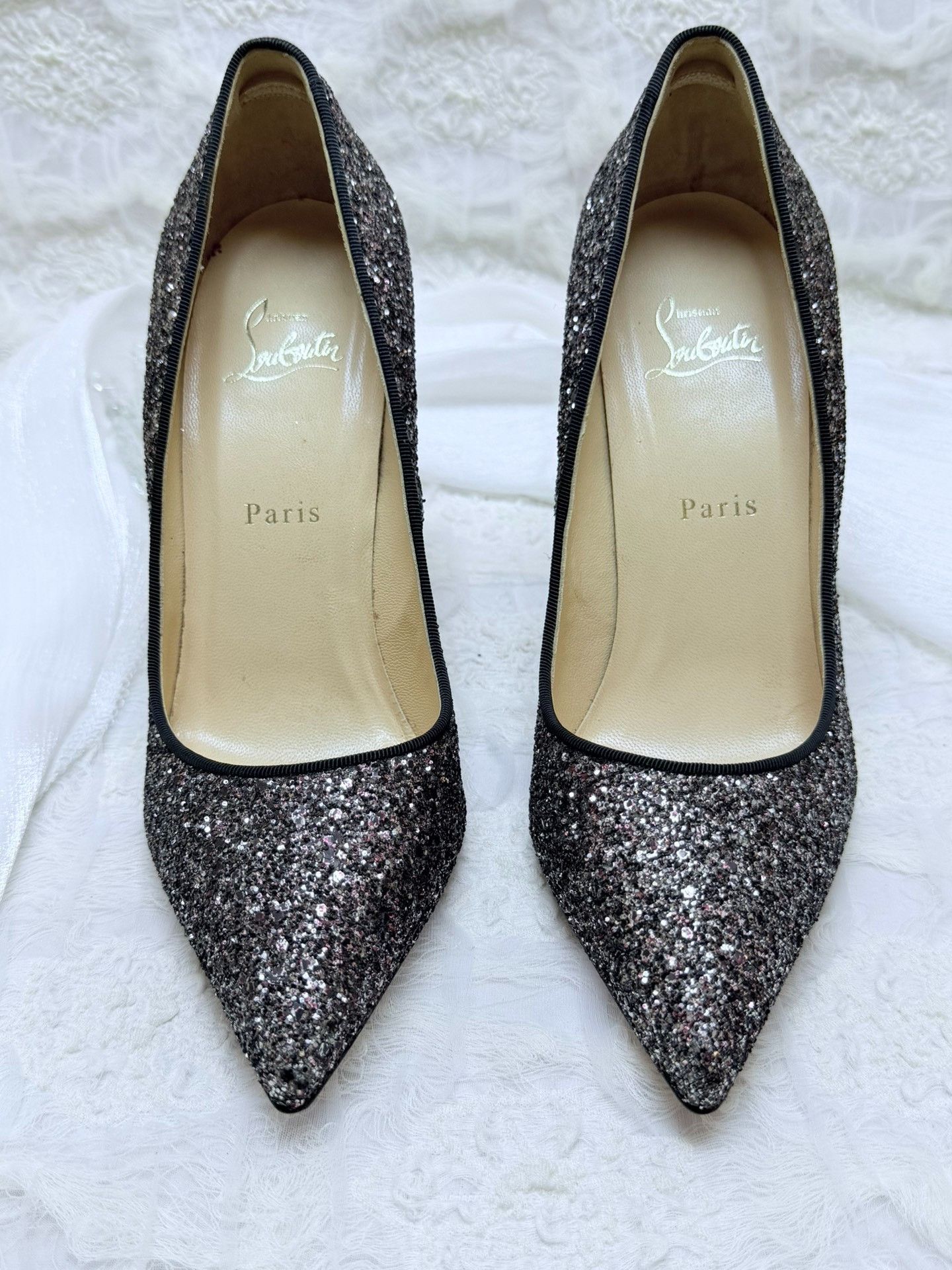 Christian Louboutin Christian Louboutin Silver Lowtop Sneakers us_9 Women Size US 9 / IT 39 - 3 Thumbnail