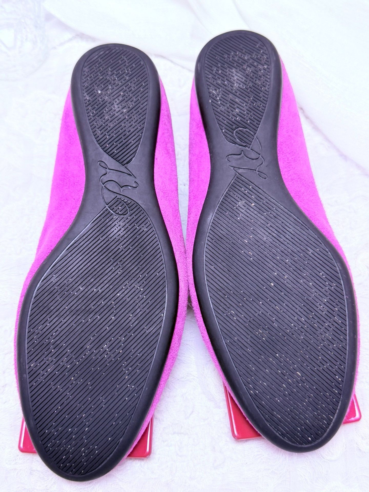 Roger Vivier Roger Vivier Retro Pink Lowtop Sneakers us_5 Women Size US 5 / IT 35 - 6 Thumbnail