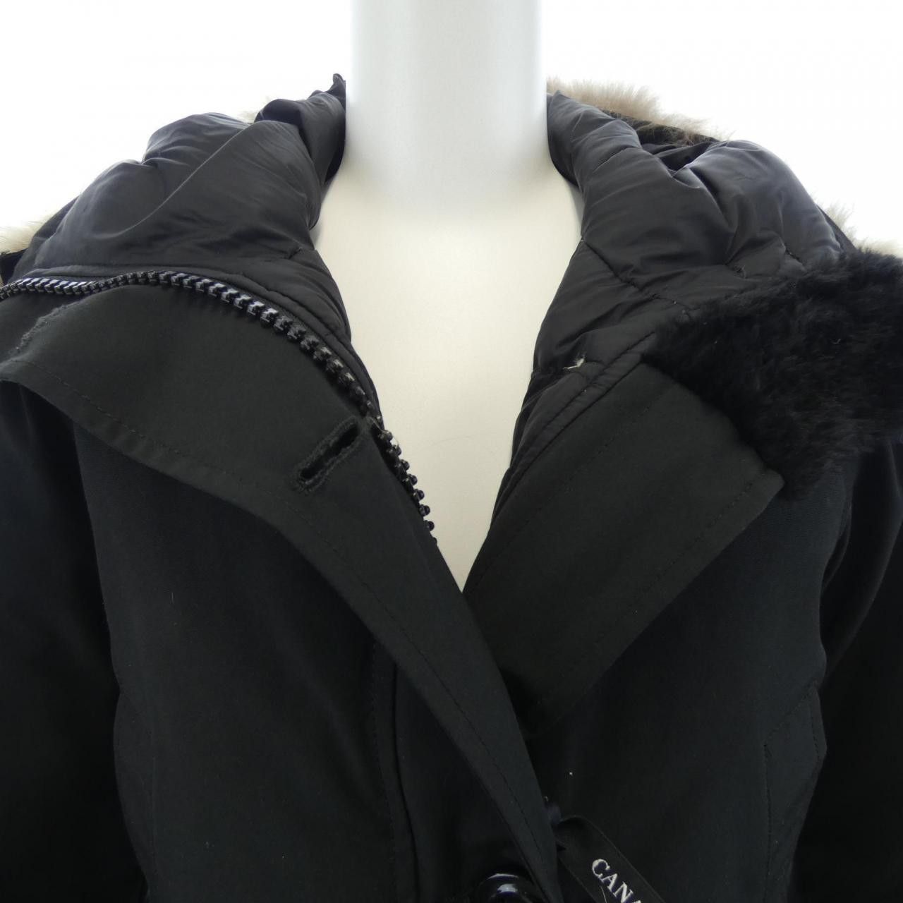 Canada Goose Canada Goose Canada Goose Bronte Down Coat Textile Outerwear 2603JL DUTY FREE for USA Size ONE SIZE - 5 Thumbnail