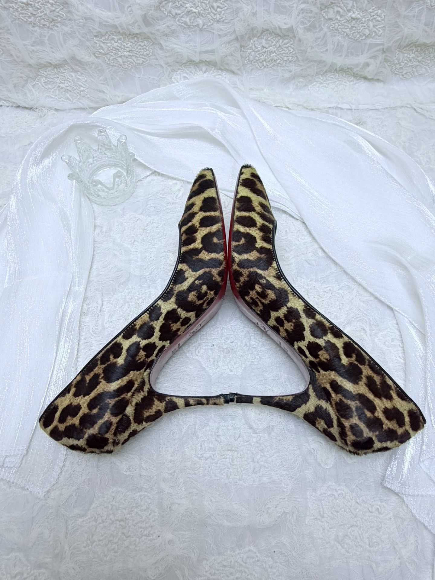 Christian Louboutin Christian Louboutin Animal Print Lowtop Sneakers us_9 Women Size US 9 / IT 39 - 5 Thumbnail