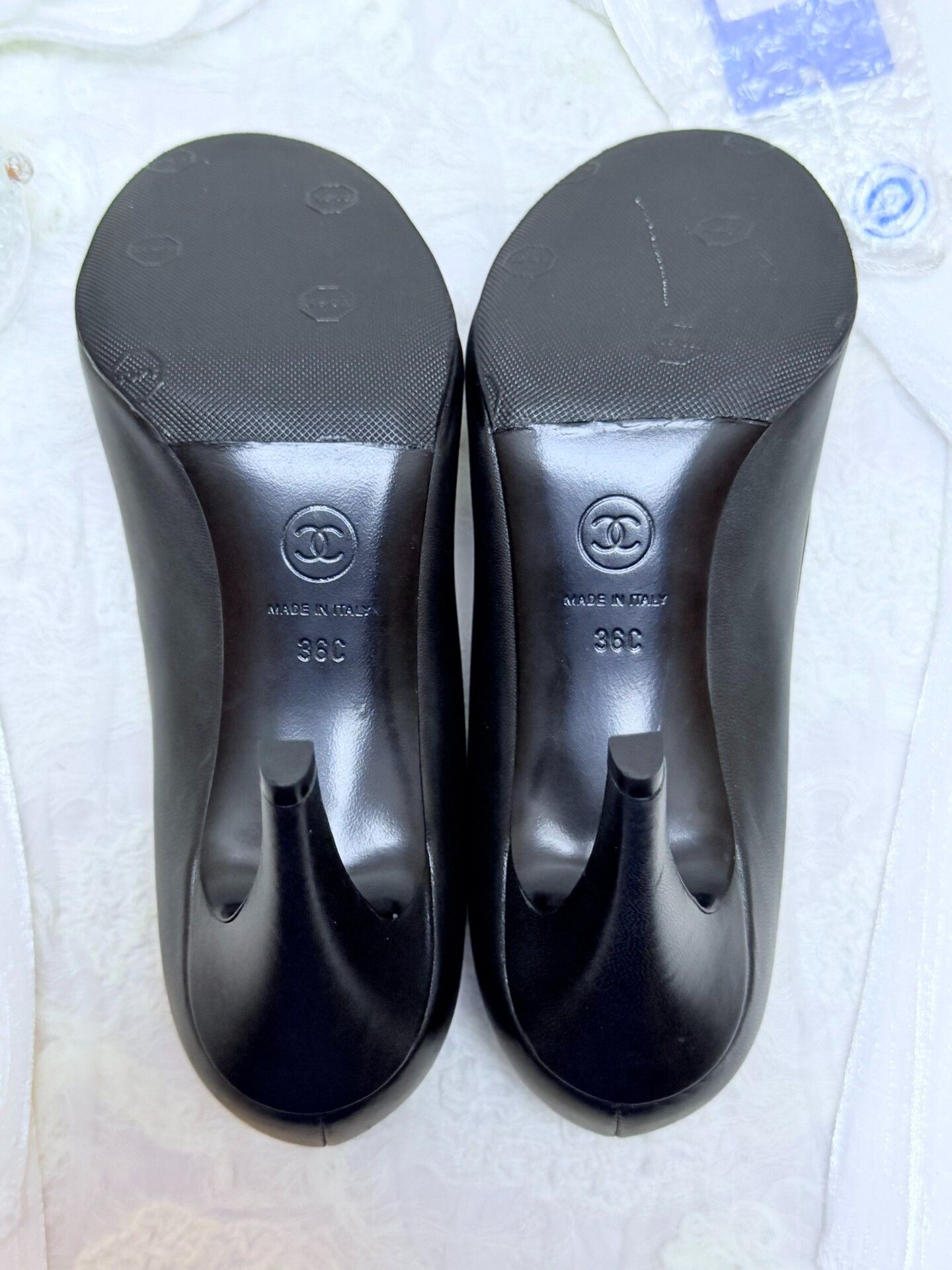 Chanel Chanel Retro Black Lowtop Sneakers us_6 Women Size US 6 / IT 36 - 7 Thumbnail