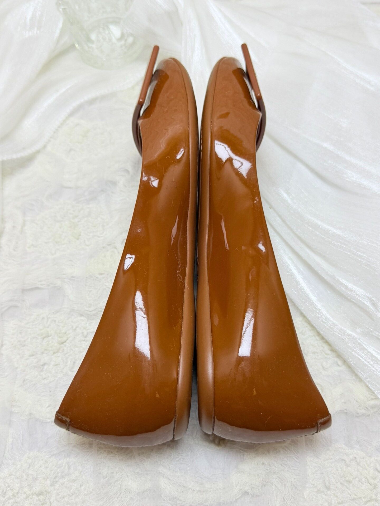 Roger Vivier Roger Vivier Retro Brown Lowtop Sneakers us_6 Women Size US 6 / IT 36 - 3 Thumbnail