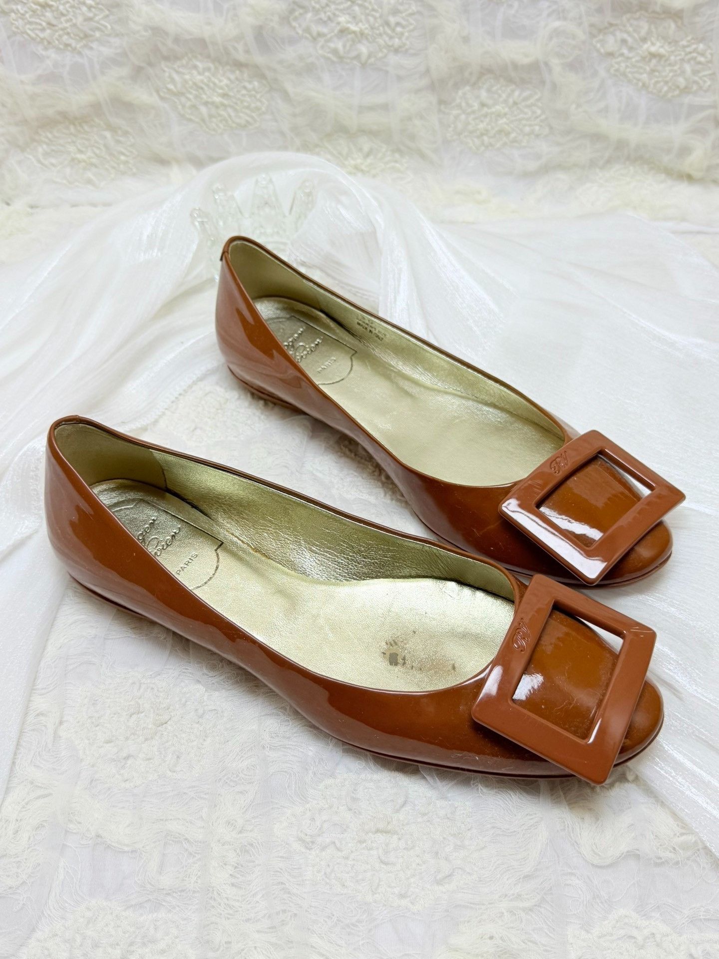 Roger Vivier Roger Vivier Retro Brown Lowtop Sneakers us_6 Women Size US 6 / IT 36 - 2 Thumbnail