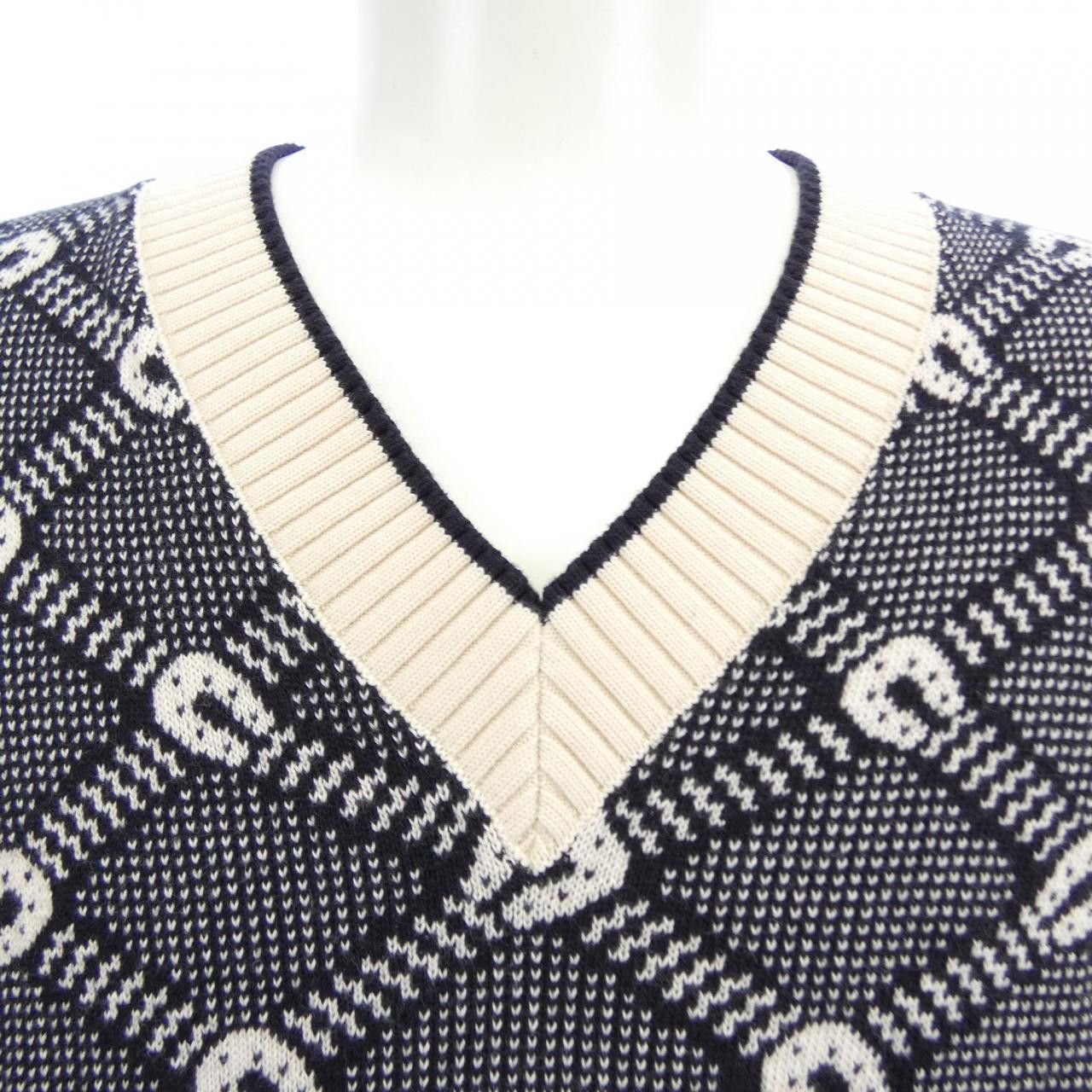 Gucci Gucci Gucci Cashmere Blend Knit Textile Tops 703112XKCCW DUTY FREE for USA Size ONE SIZE - 6 Thumbnail