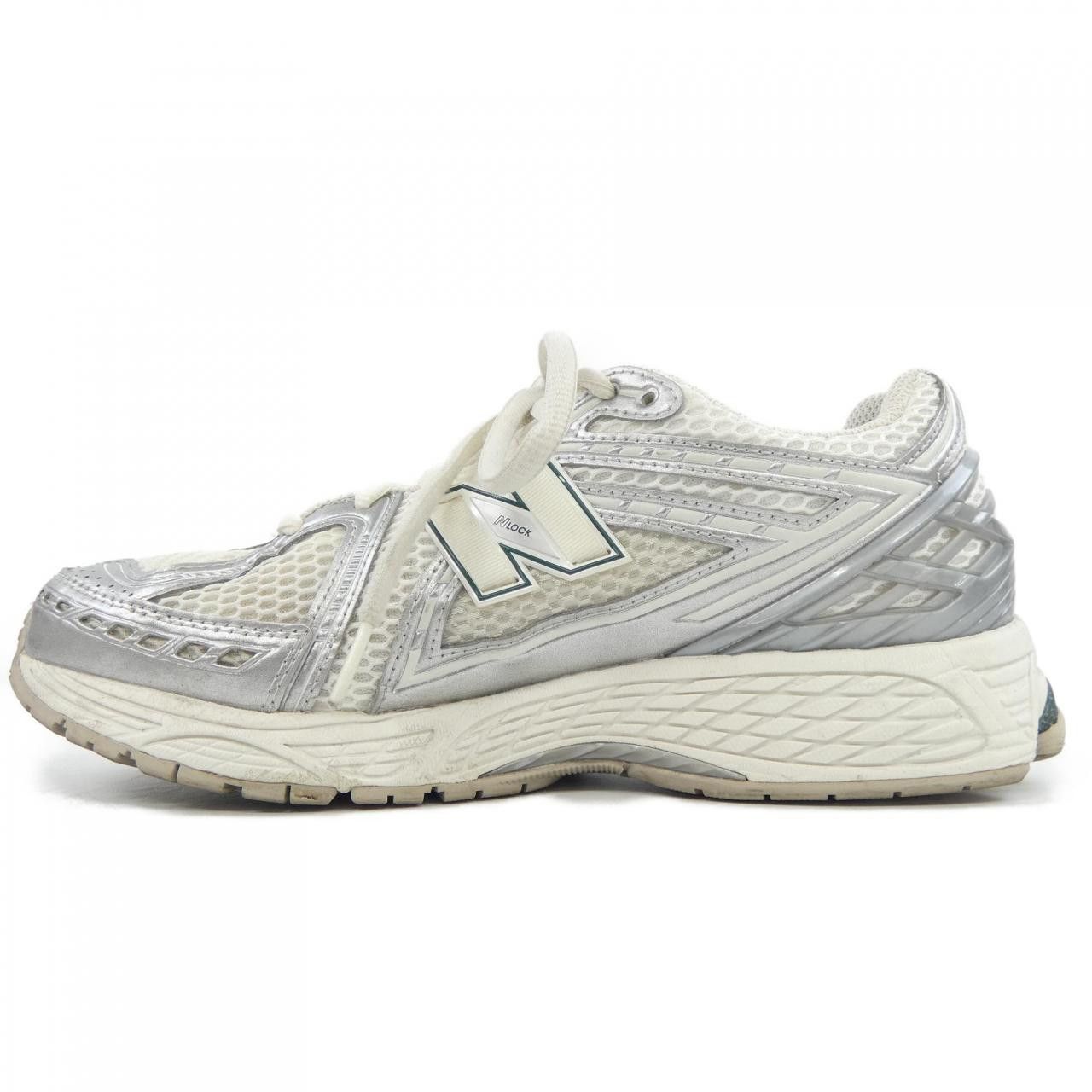 Other Other New Balance M1906REE Sneakers Plastic / Synthetic Shoes M1906REE DUTY FREE for USA Size ONE SIZE - 2 Thumbnail