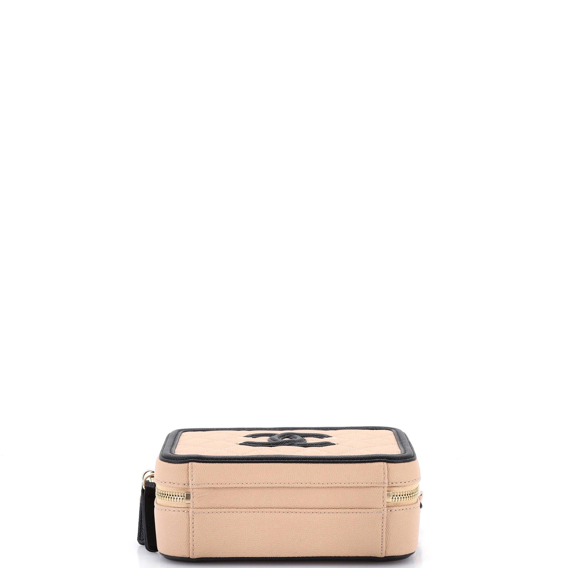 Chanel Filigree Vanity Case Size ONE SIZE - 4 Thumbnail