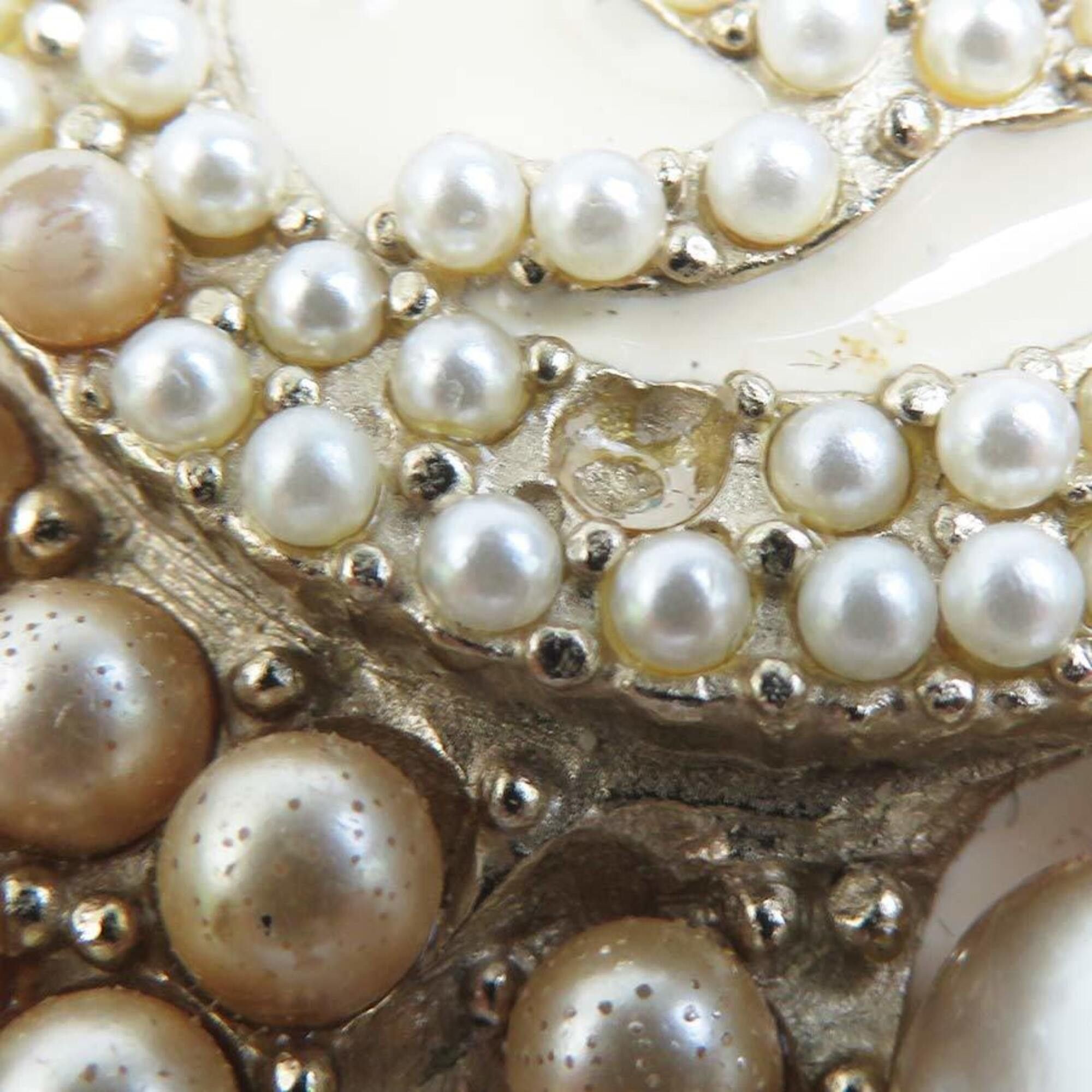 Chanel Chanel brooch, metal, faux pearl, gold, women's, h32146j Size ONE SIZE - 6 Thumbnail
