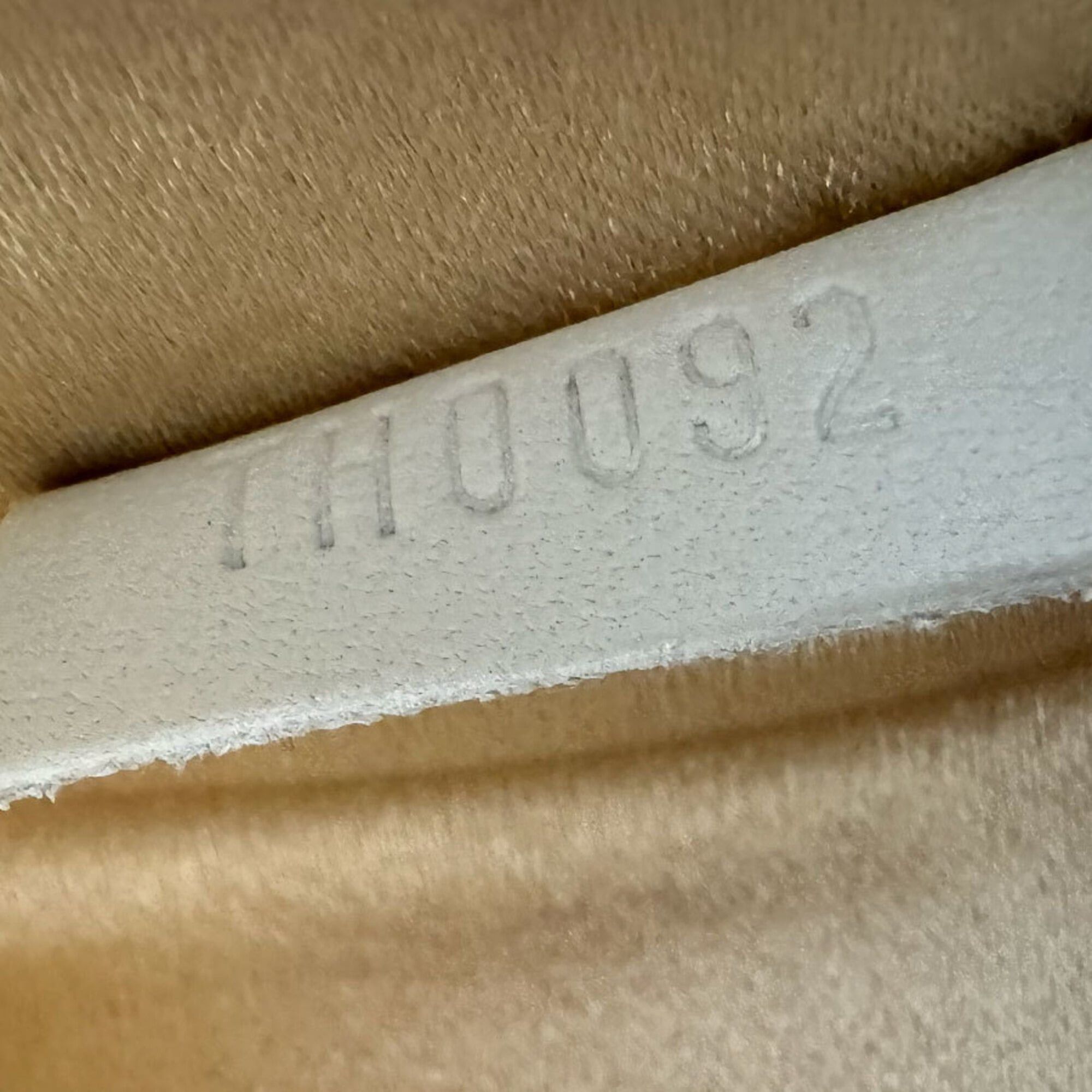 Louis Vuitton Louis Vuitton Shoulder Bag Monogram Shine McKenna Silver Women's M92362 z9425 Size ONE SIZE - 13 Thumbnail