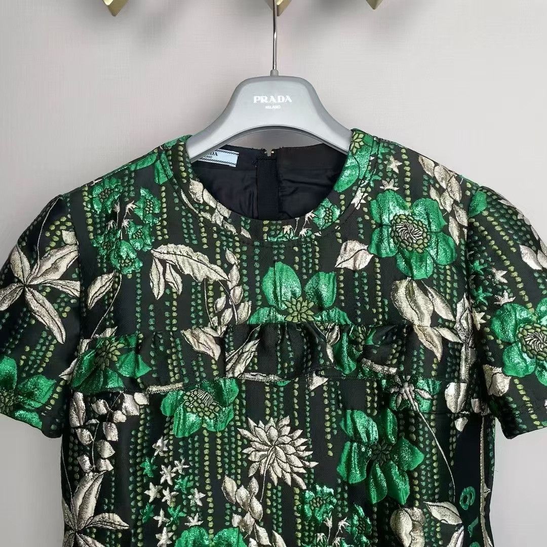 Prada PRADA 2016 Resort Floral Embroidery Top Size S / US 4 / IT 40 - 2 Thumbnail