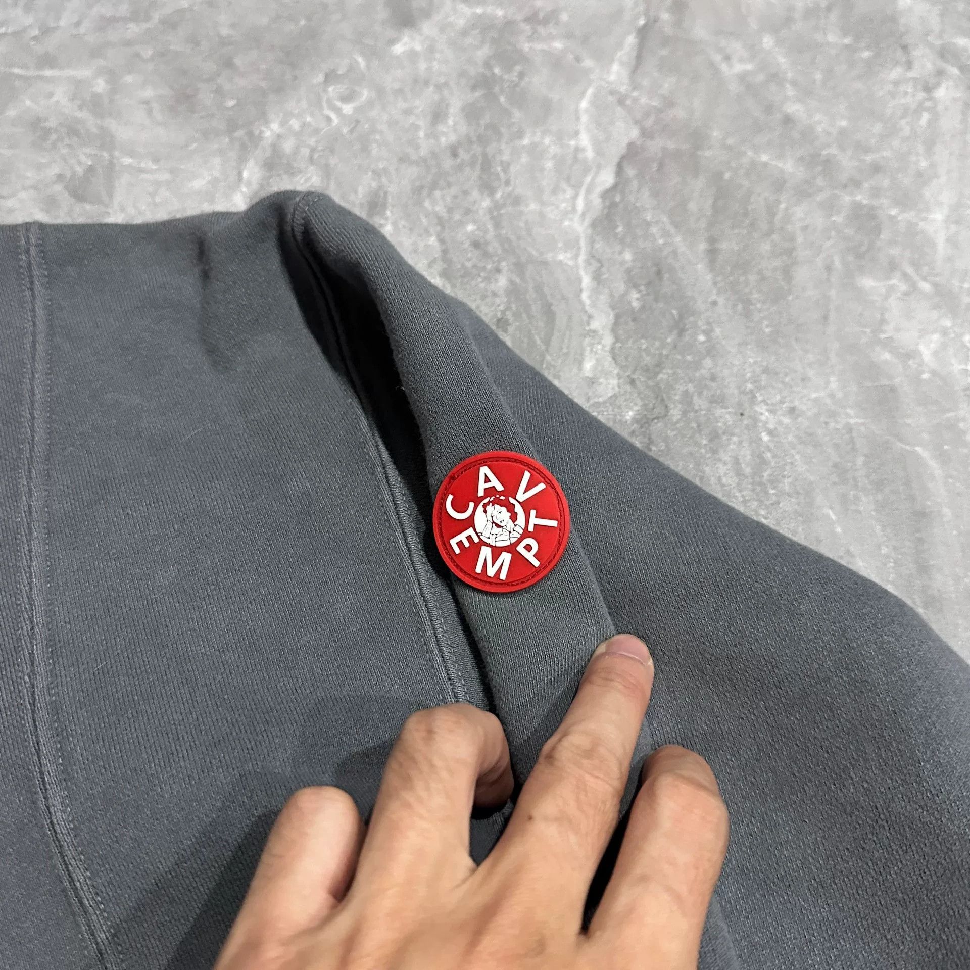 Cav Empt Cav Empt CE Basic Logo Crewneck Sweatshirt Size US L / EU 52-54 / 3 - 3 Thumbnail