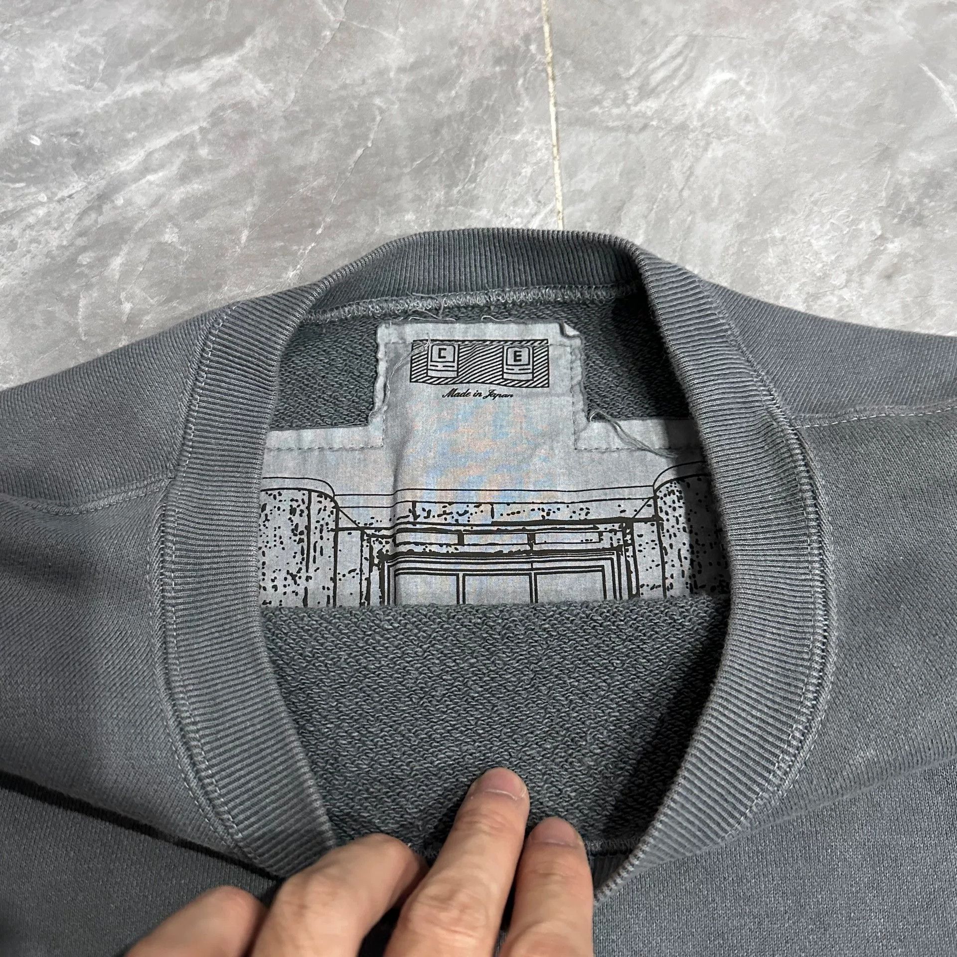 Cav Empt Cav Empt CE Basic Logo Crewneck Sweatshirt Size US L / EU 52-54 / 3 - 4 Thumbnail