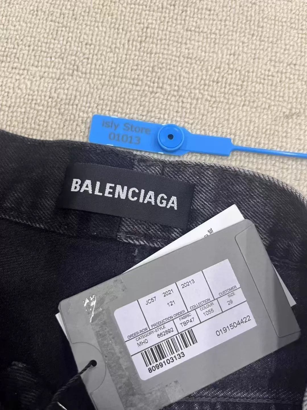 Balenciaga Balenciaga Black Gray Fringe Baggy Denim Shorts Size US 29 - 4 Thumbnail