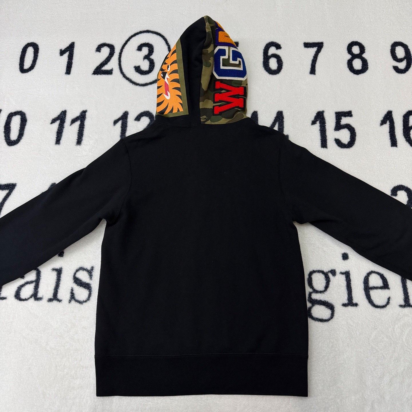 Bape BAPE x Swarovski Camo Shark Diamond Jacket Size US M / EU 48-50 / 2 - 3 Thumbnail