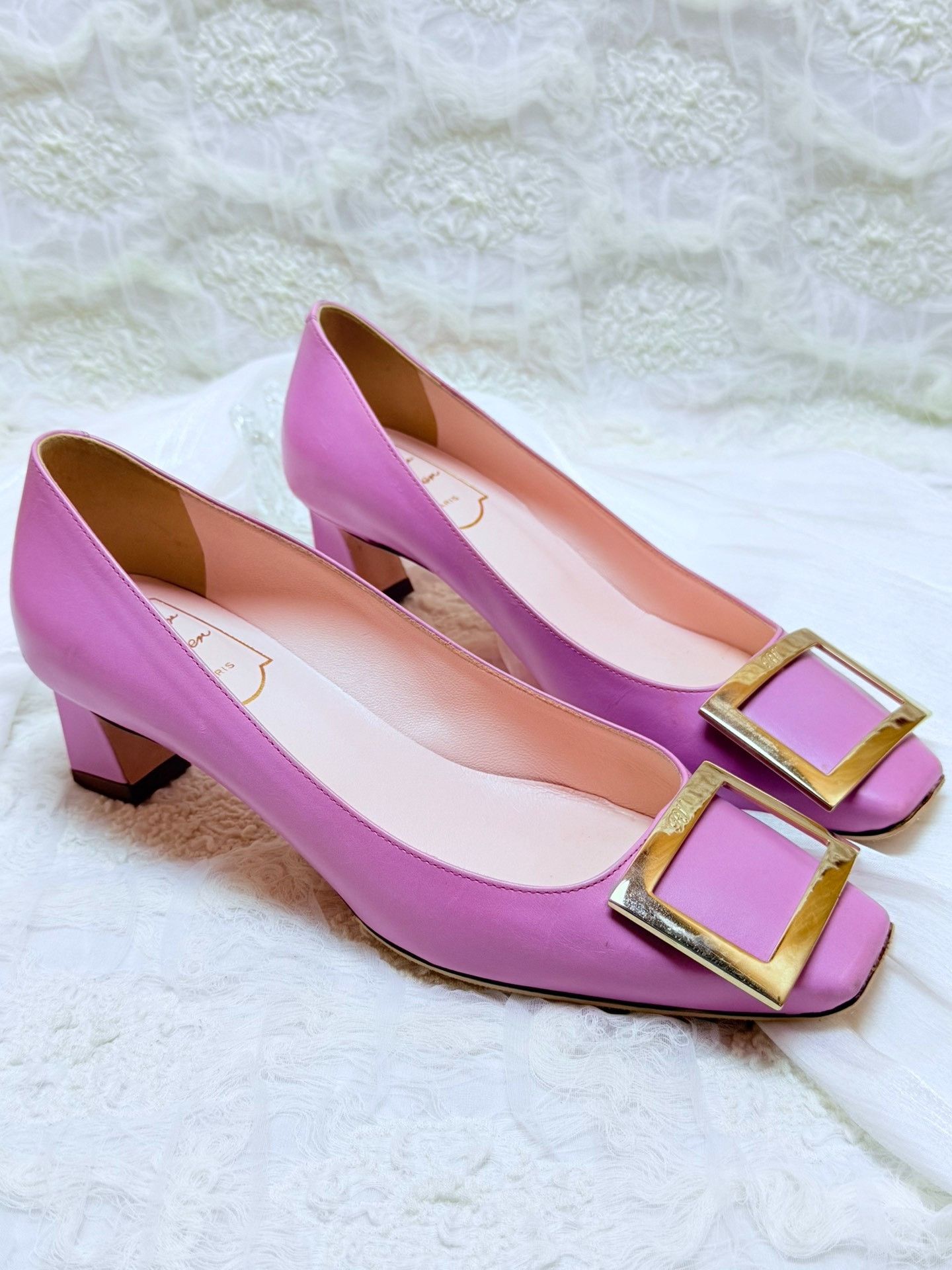 Roger Vivier Roger Vivier Retro Purple Lowtop Sneakers us_6 Women Size US 6 / IT 36 - 2 Thumbnail
