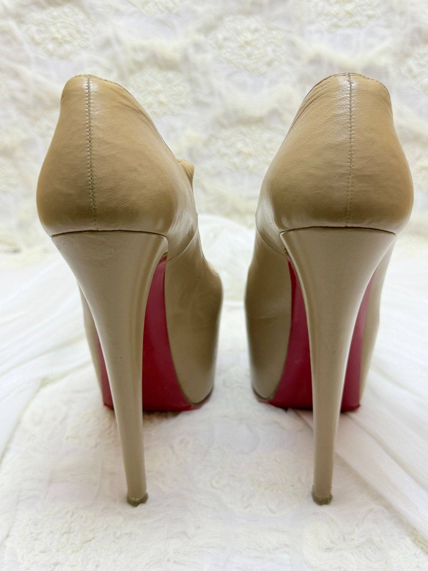 Christian Louboutin Christian Louboutin Lowtop Sneakers us_5-5 Women Size US 5.5 / IT 35.5 - 5 Thumbnail