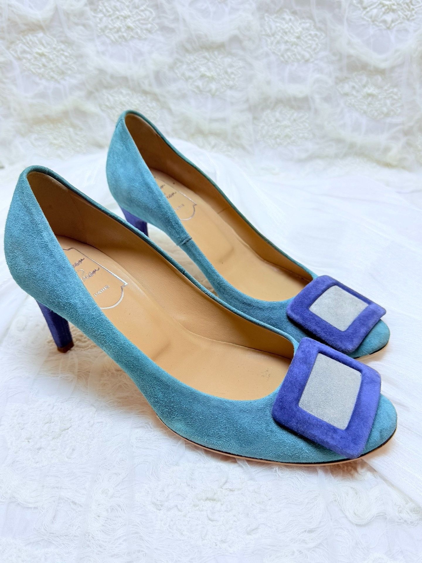 Roger Vivier Roger Vivier Limited Blue Lowtop Sneakers us_5-5 Women Size US 5.5 / IT 35.5 - 2 Thumbnail