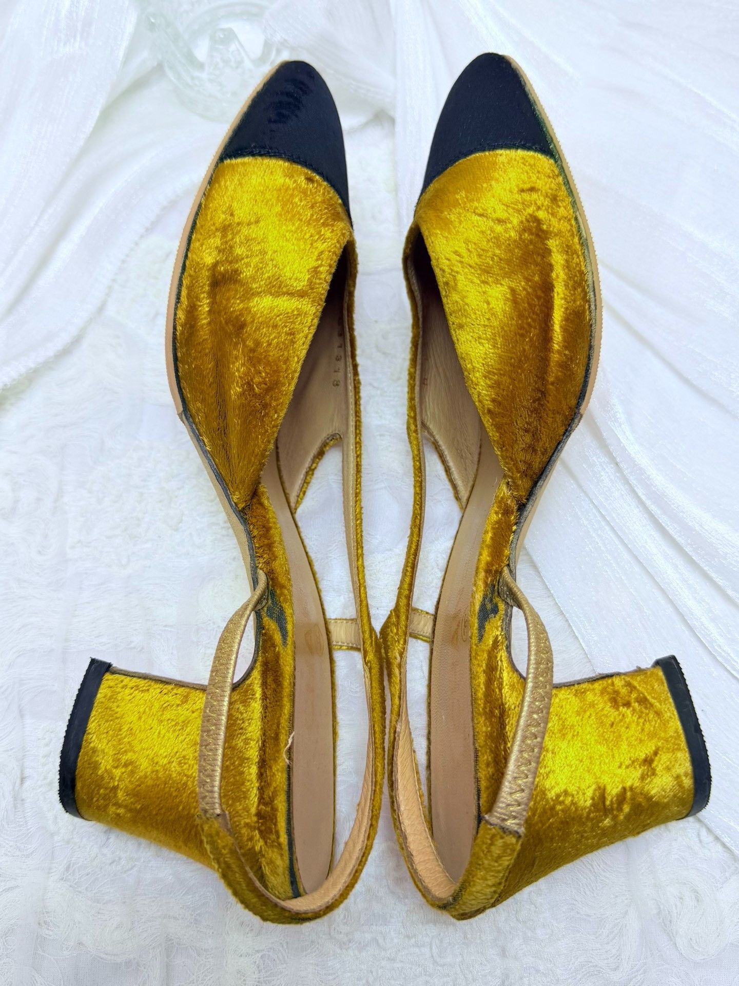 Chanel Chanel Velvet Gold Sandals us_6-5 Women Size US 6.5 / IT 36.5 - 6 Thumbnail