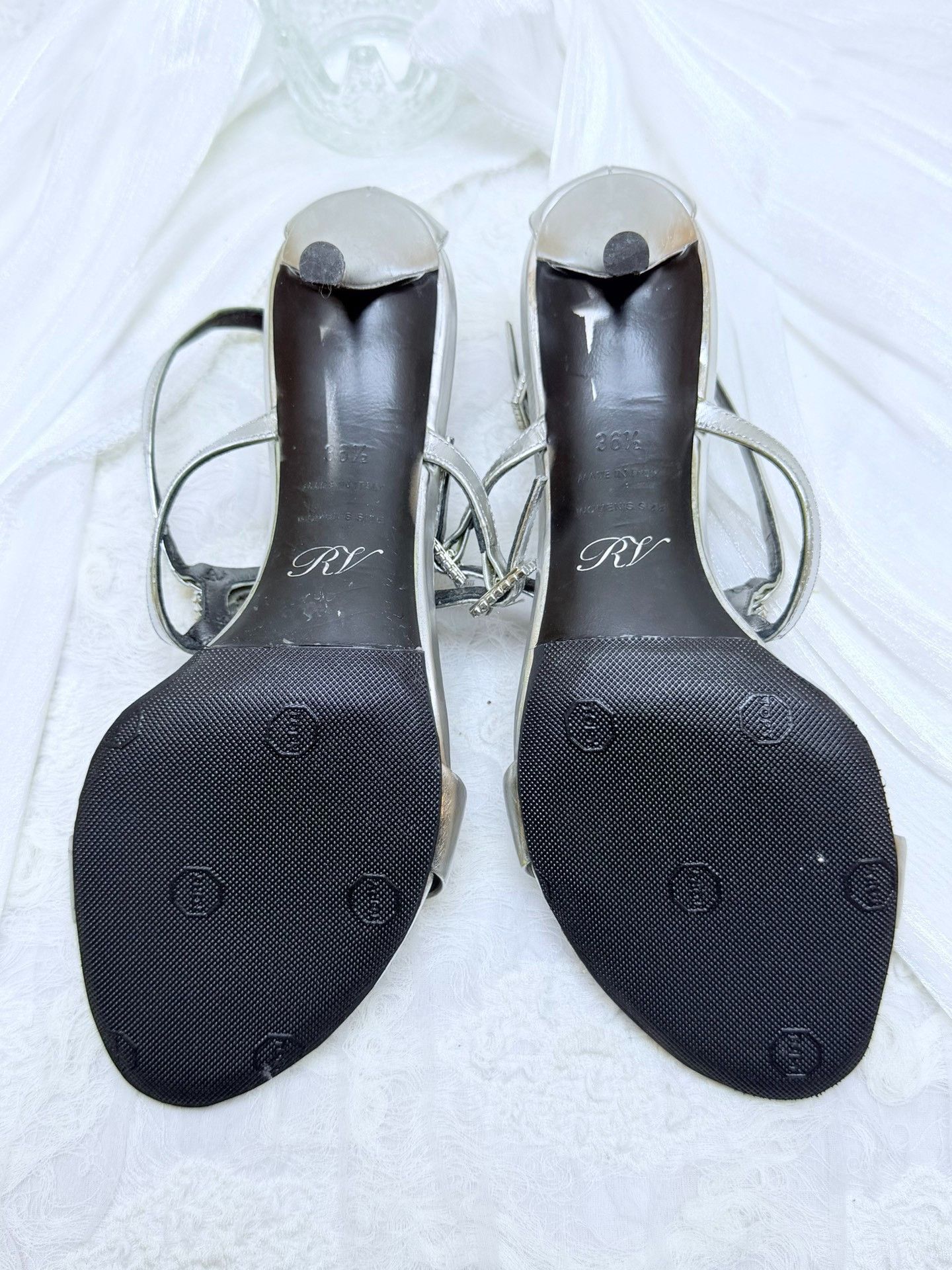 Roger Vivier Roger Vivier Retro Silver Sandals us_6-5 Women Size US 6.5 / IT 36.5 - 6 Thumbnail