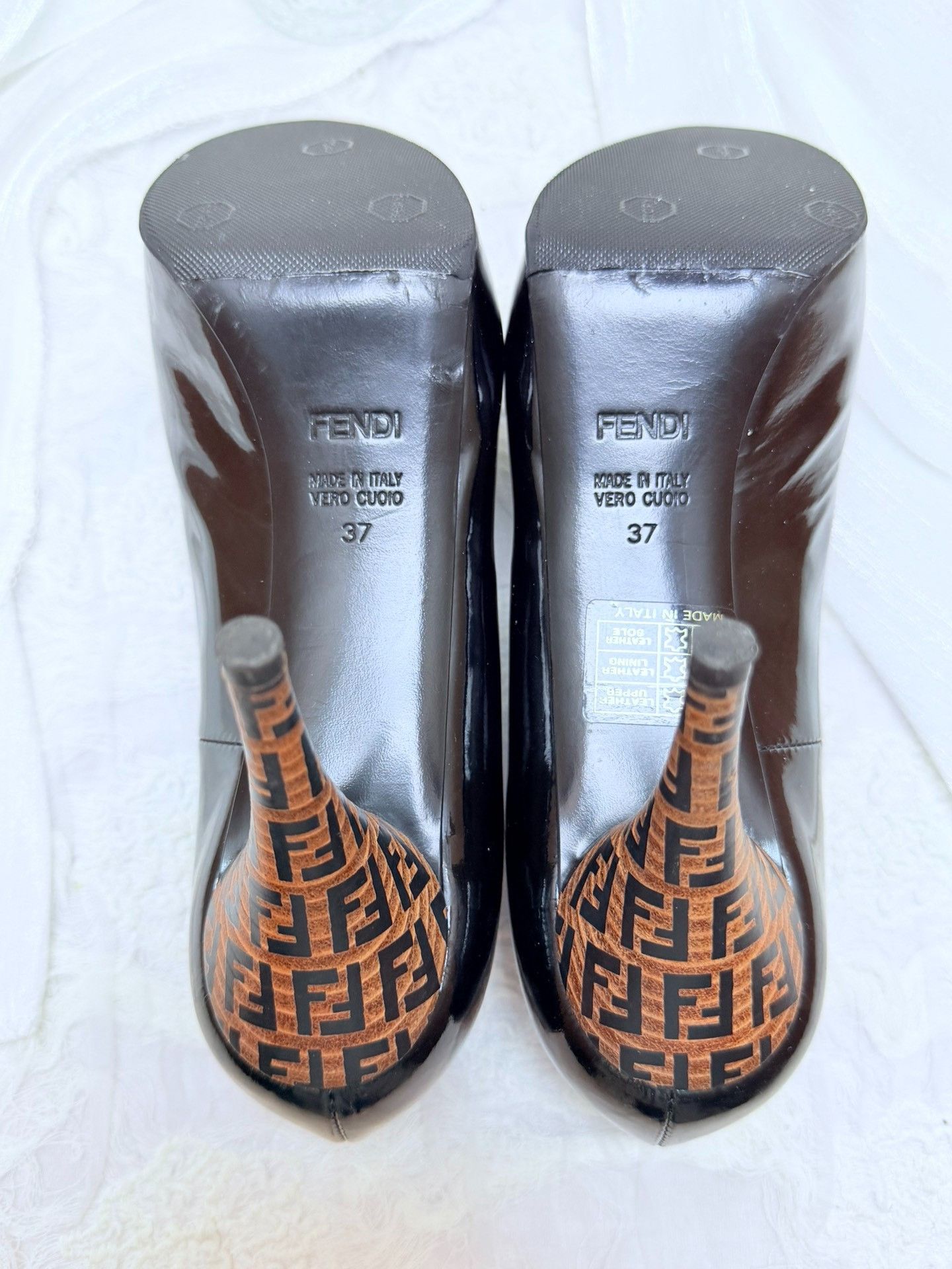 Fendi Fendi Retro Black Lowtop Sneakers us_7 Women Size US 7 / IT 37 - 5 Thumbnail