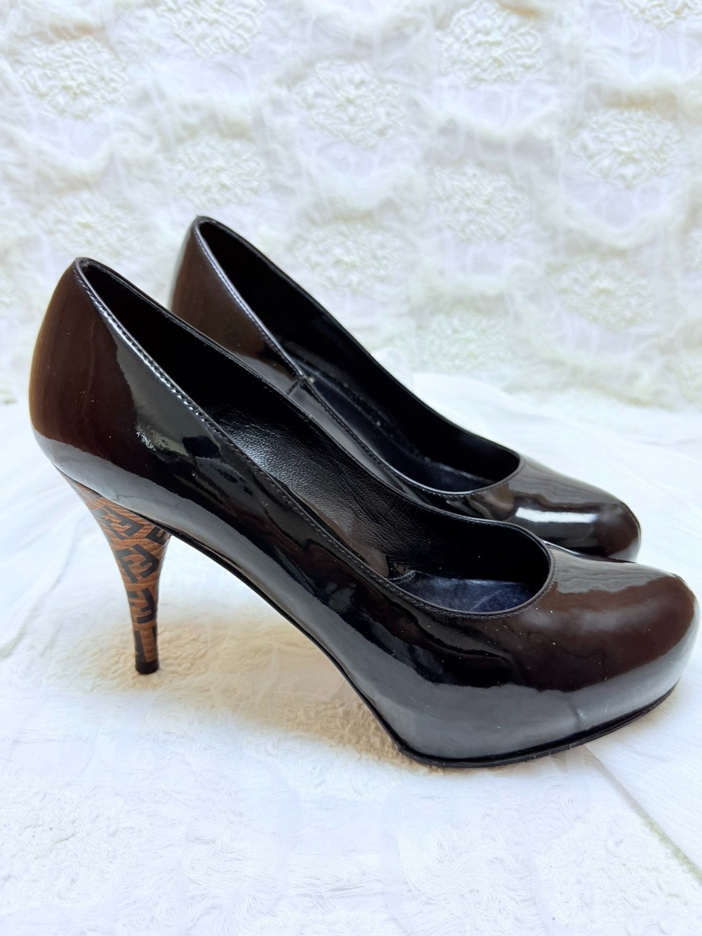 Fendi Fendi Retro Black Lowtop Sneakers us_7 Women Size US 7 / IT 37 - 2 Thumbnail