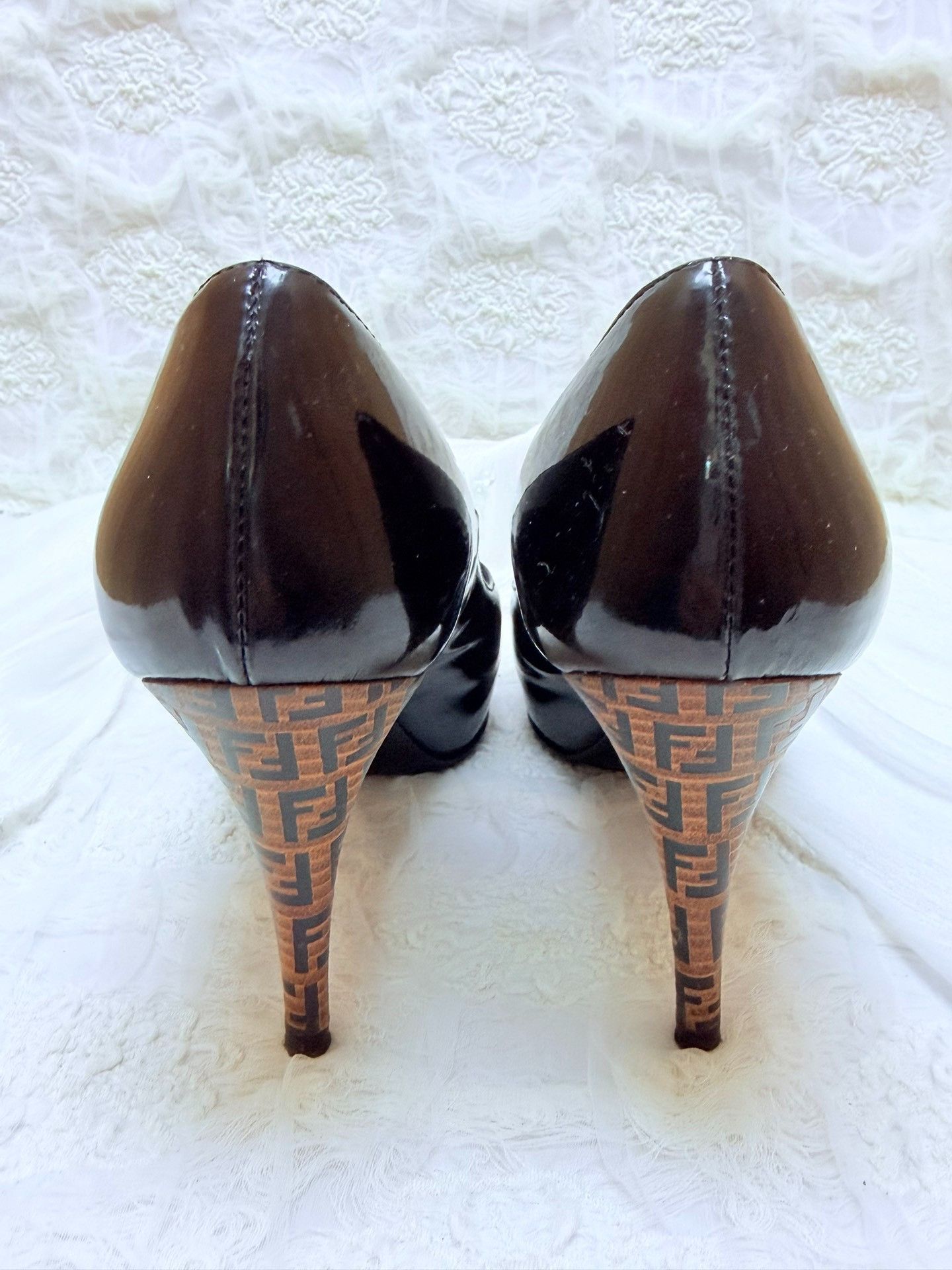 Fendi Fendi Retro Black Lowtop Sneakers us_7 Women Size US 7 / IT 37 - 4 Thumbnail