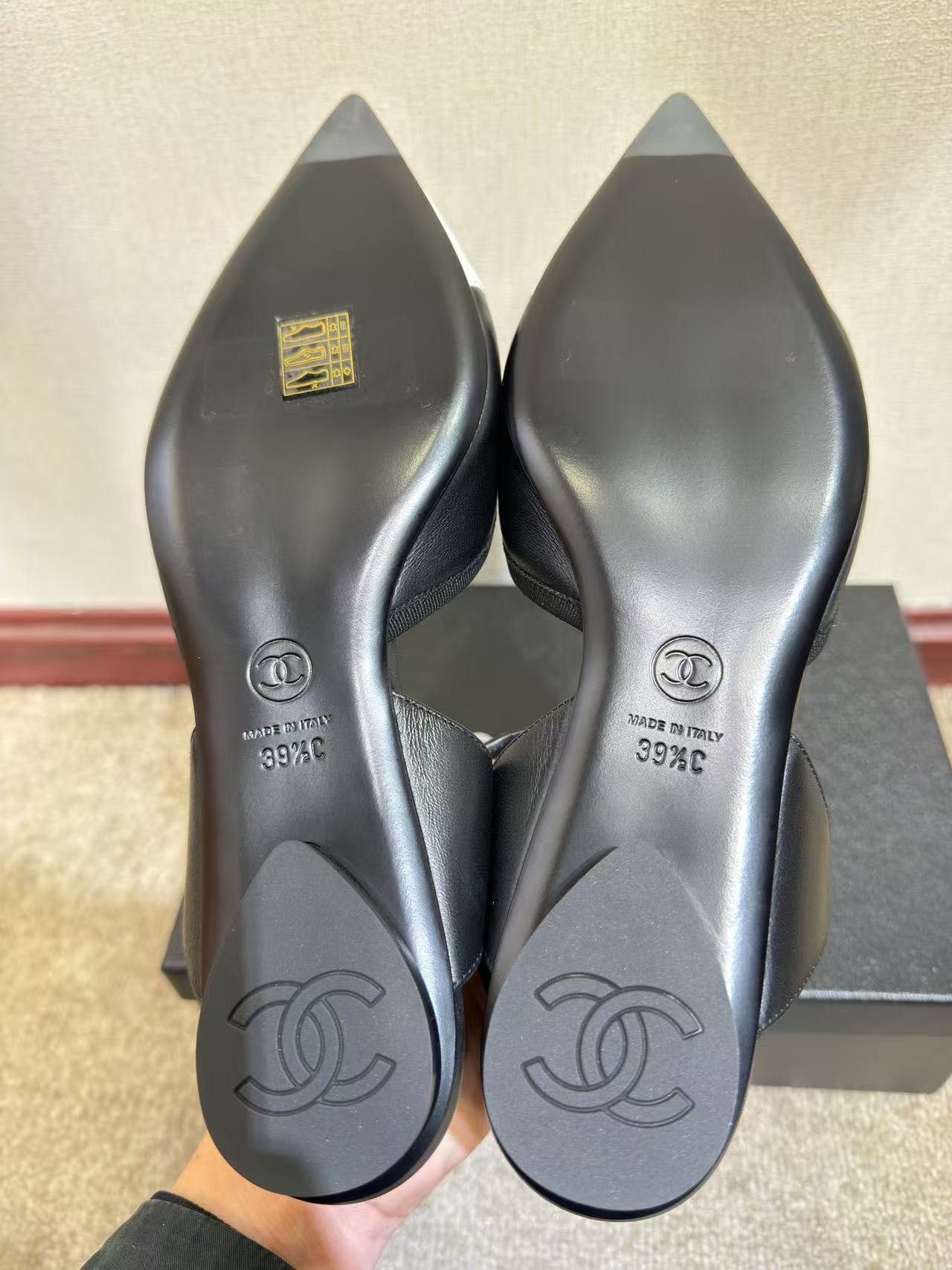 Chanel Chanel Leather Sandals us_9-5 Women Size US 9.5 / IT 39.5 - 6 Thumbnail