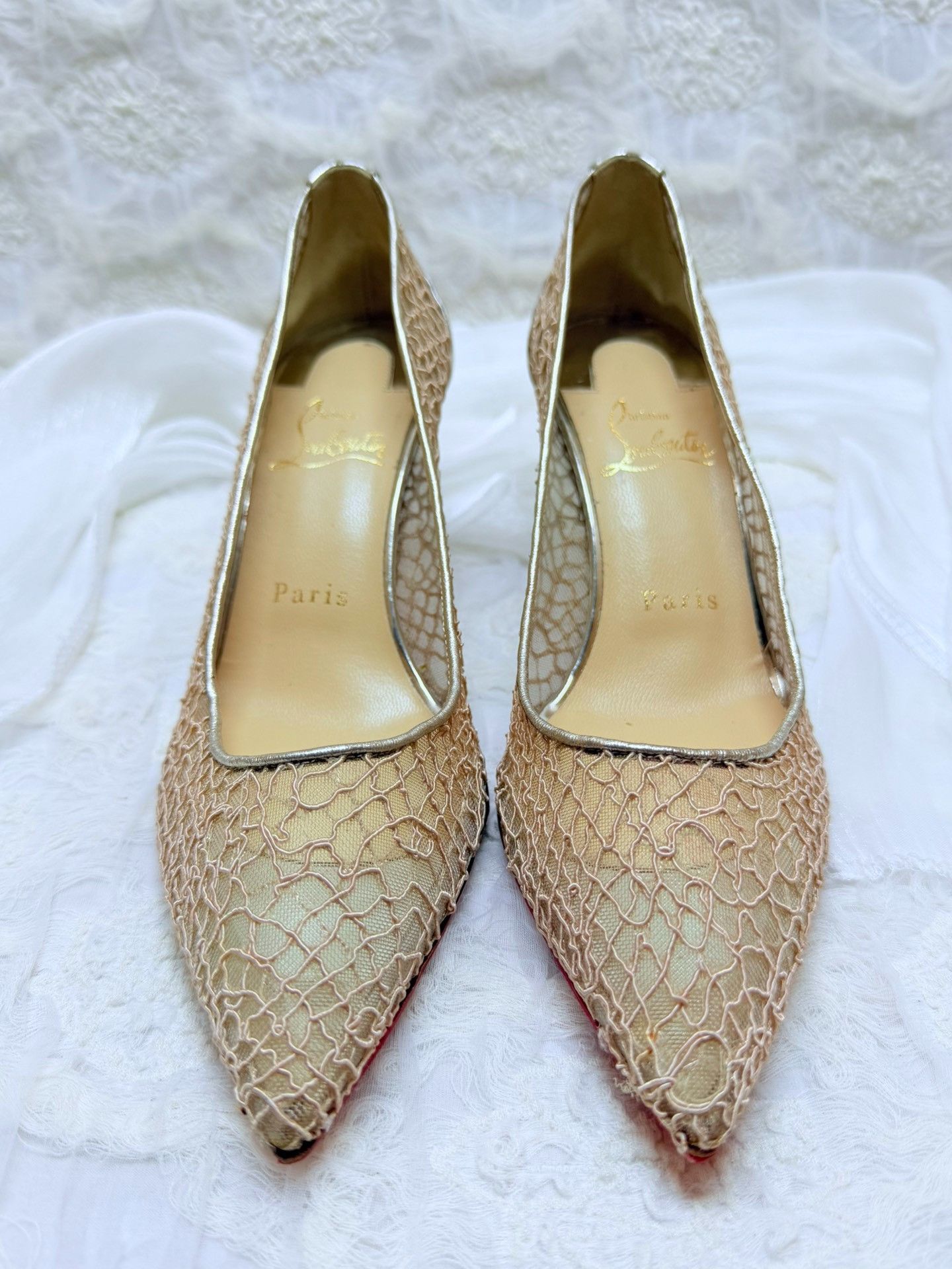 Christian Louboutin Christian Louboutin Mesh Gold Lowtop Sneakers us_8-5 Women Size US 8.5 / IT 38.5 - 3 Thumbnail