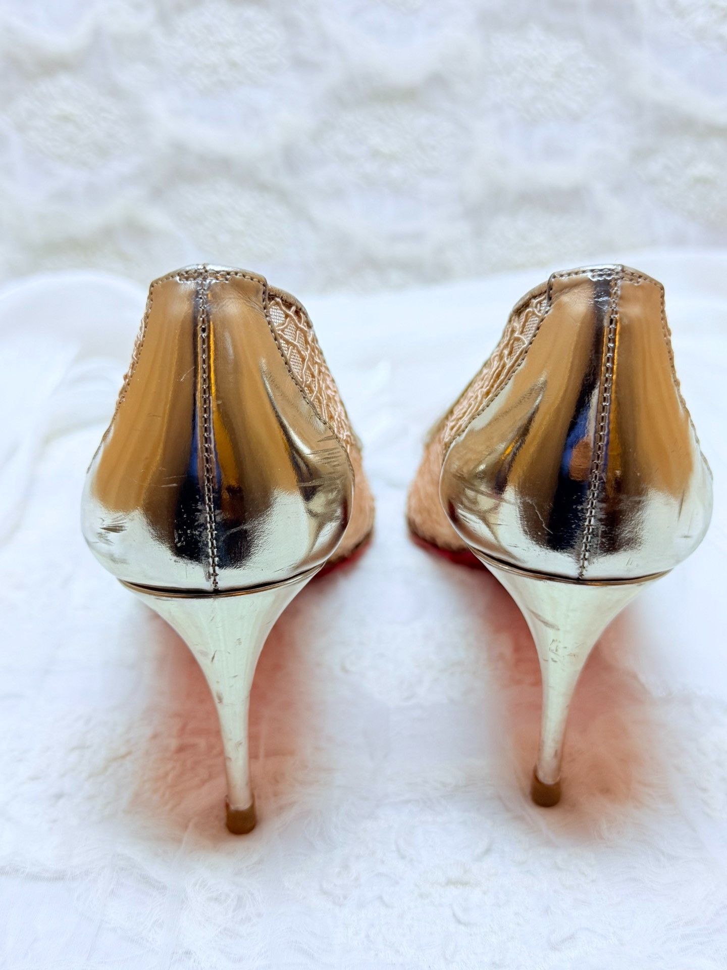 Christian Louboutin Christian Louboutin Mesh Gold Lowtop Sneakers us_8-5 Women Size US 8.5 / IT 38.5 - 5 Thumbnail