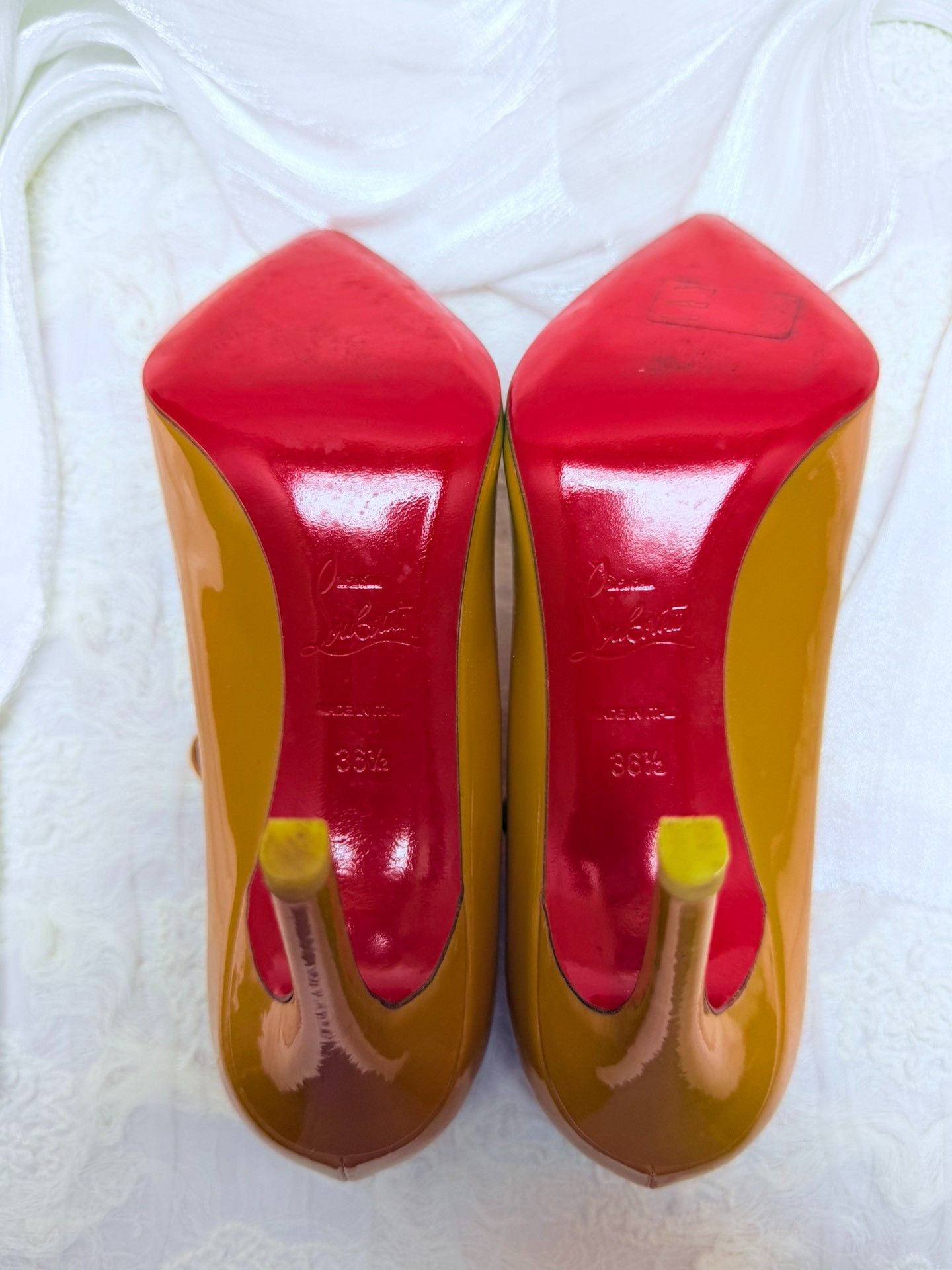 Christian Louboutin Christian Louboutin Patent Yellow Lowtop Sneakers us_6 Women Size US 6 / IT 36 - 7 Thumbnail