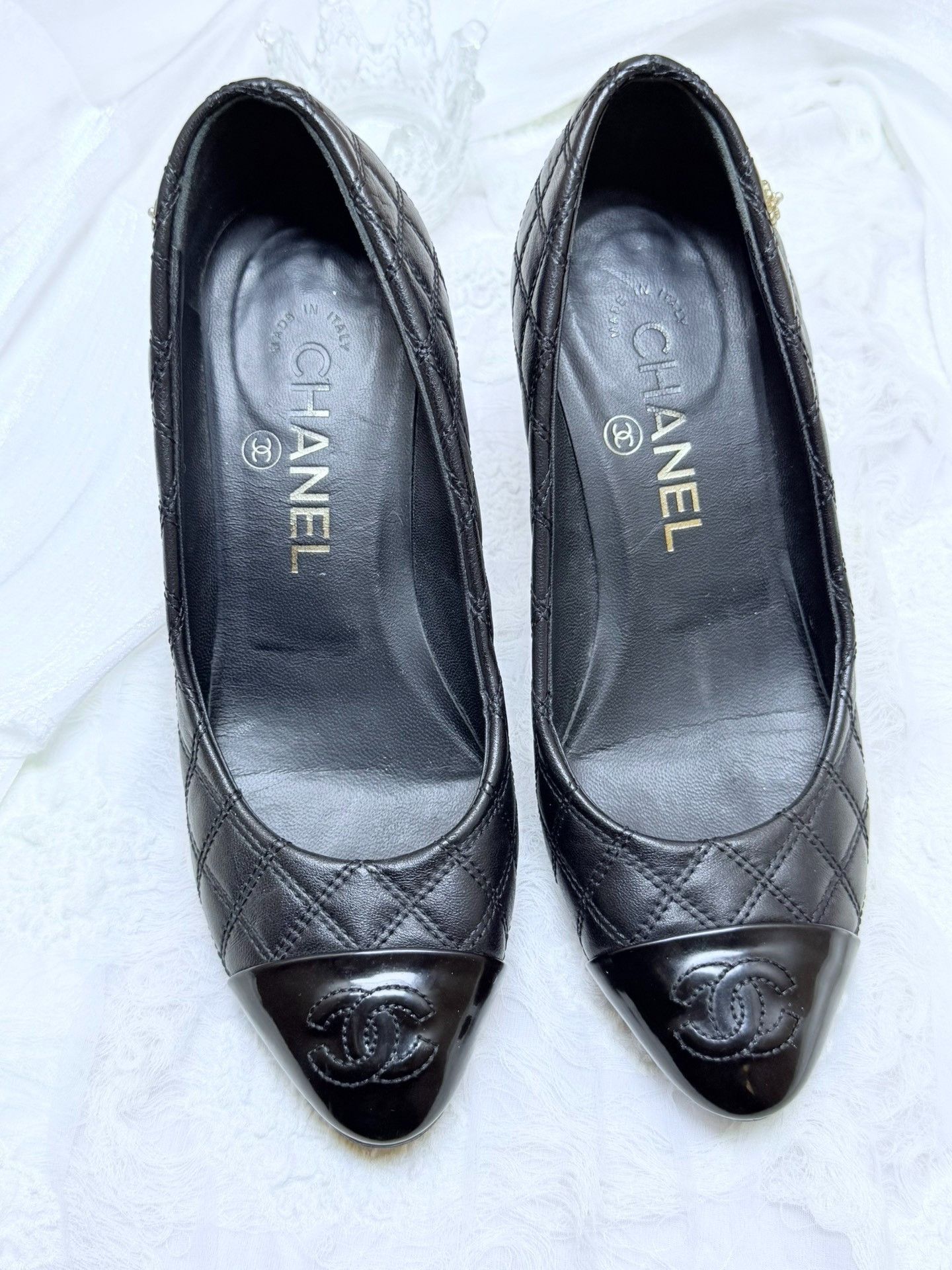Chanel Chanel Plaid Black Lowtop Sneakers us_5 Women Size US 5 / IT 35 - 4 Thumbnail