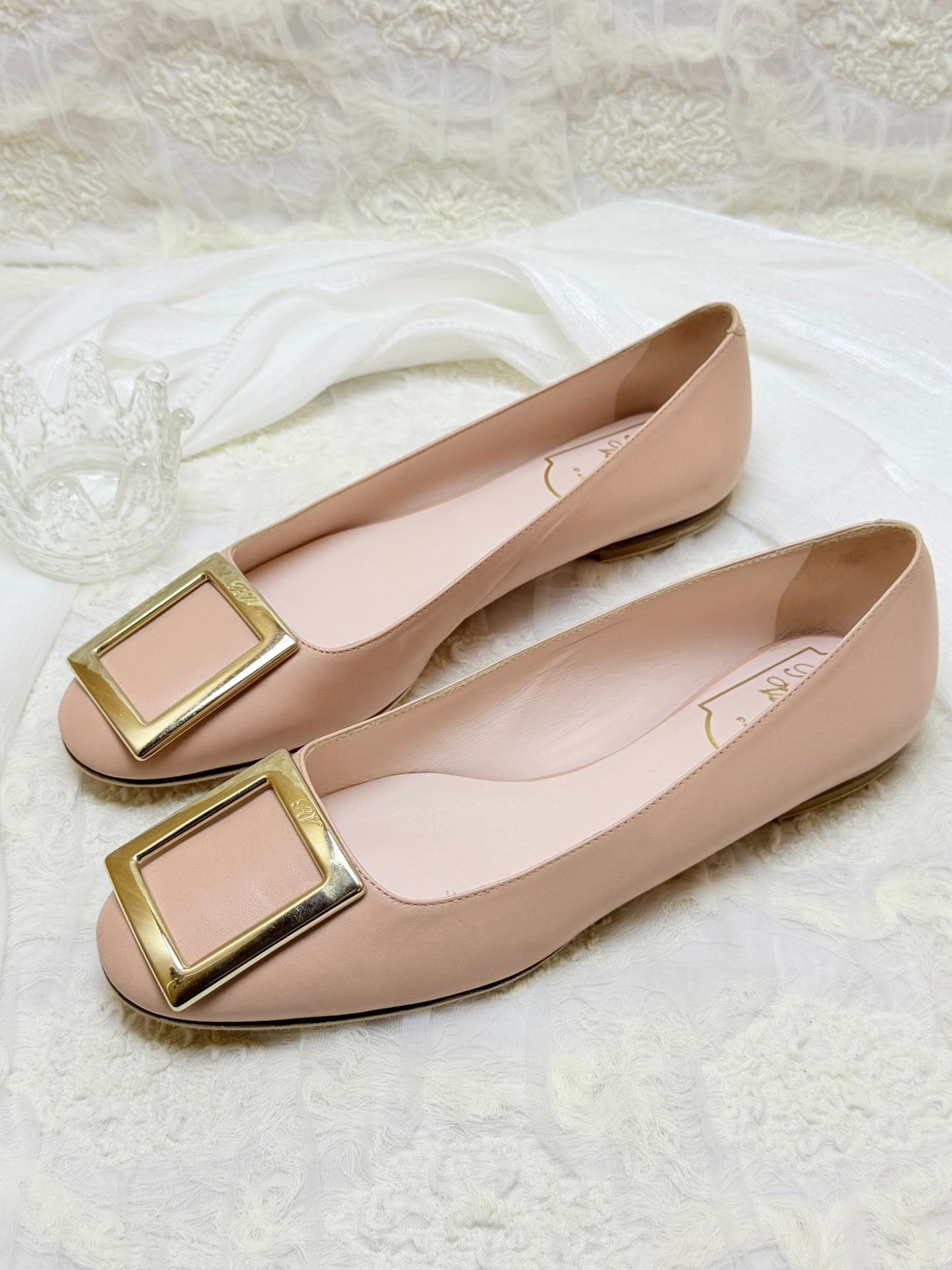 Roger Vivier Roger Vivier Retro Pink Lowtop Sneakers us_5-5 Women Size US 5.5 / IT 35.5 - 2 Thumbnail
