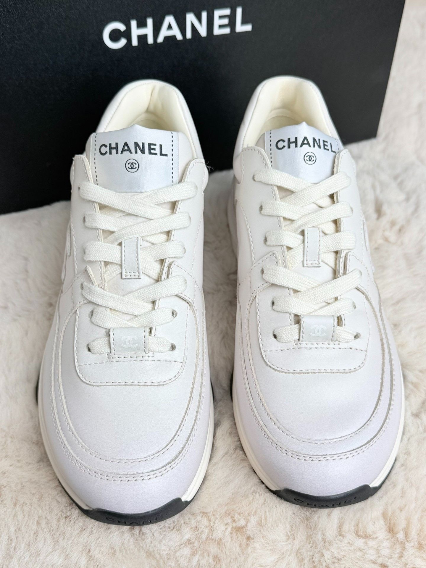 Chanel Chanel Purple Lowtop Sneakers us_5 Women Size US 5 / IT 35 - 3 Thumbnail
