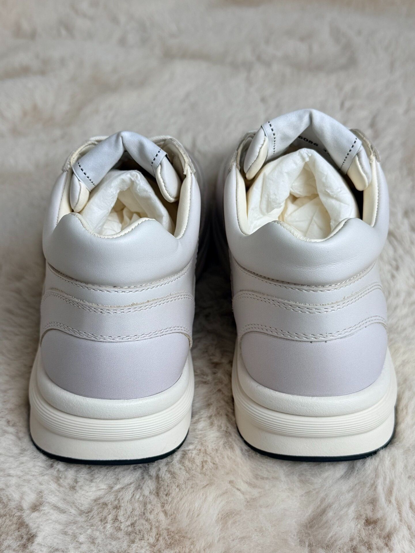 Chanel Chanel Purple Lowtop Sneakers us_5 Women Size US 5 / IT 35 - 4 Thumbnail