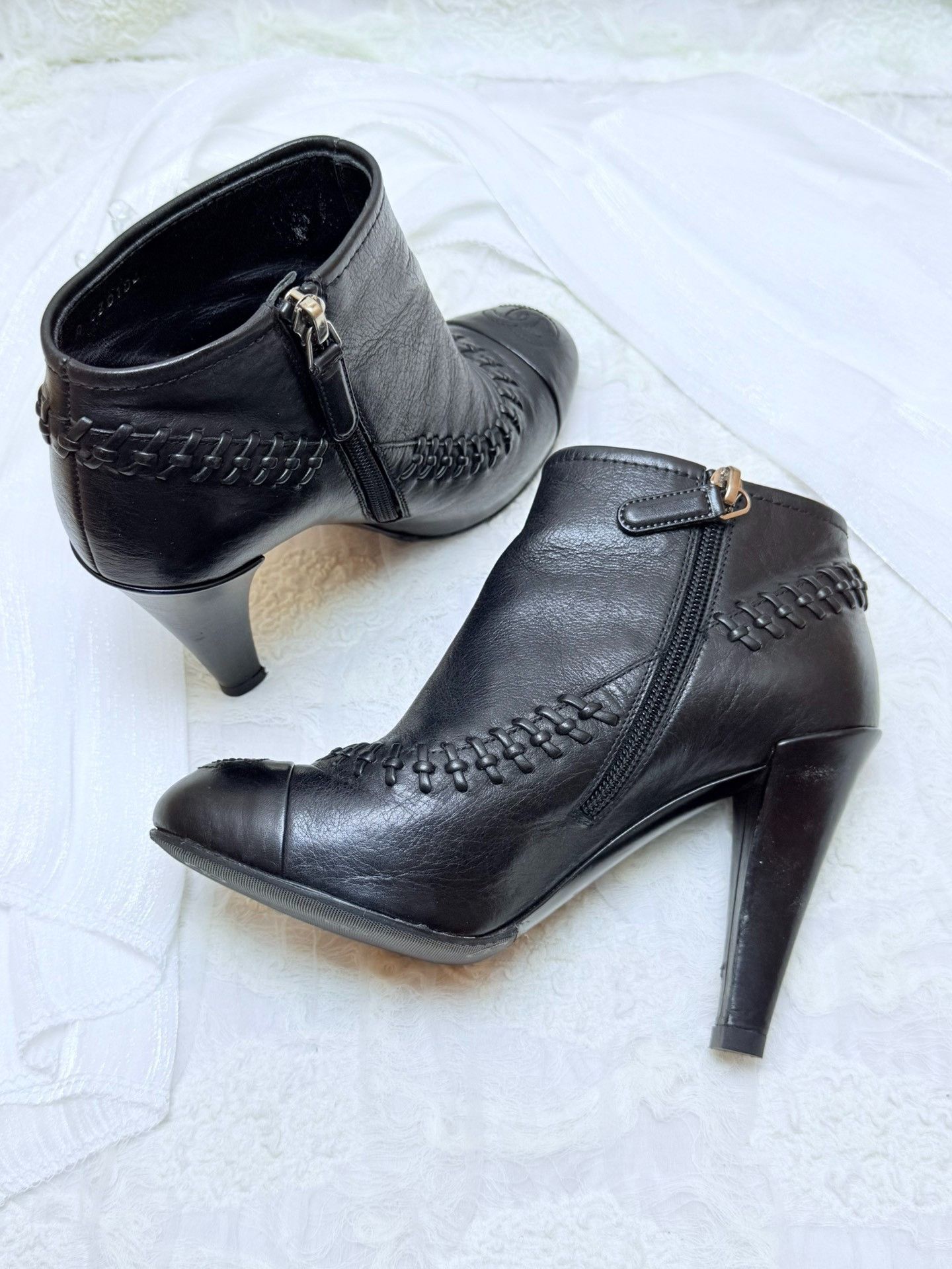 Chanel Chanel Knit Black Boots us_5 Women Size US 5 / IT 35 - 6 Thumbnail