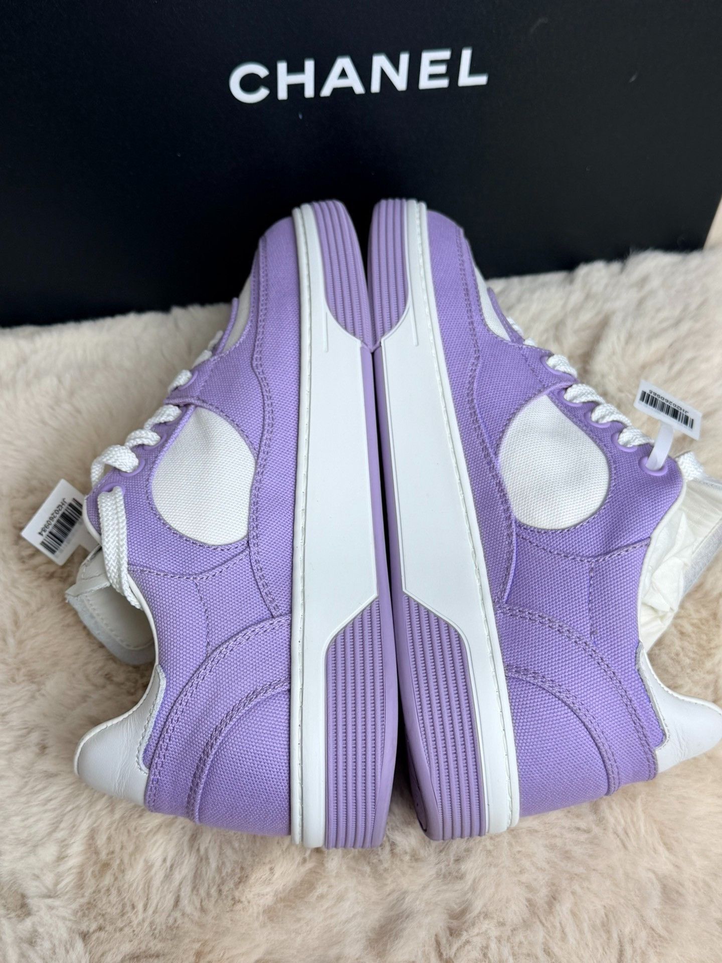 Chanel Chanel Multi Lowtop Sneakers us_6 Women Size US 6 / IT 36 - 5 Thumbnail