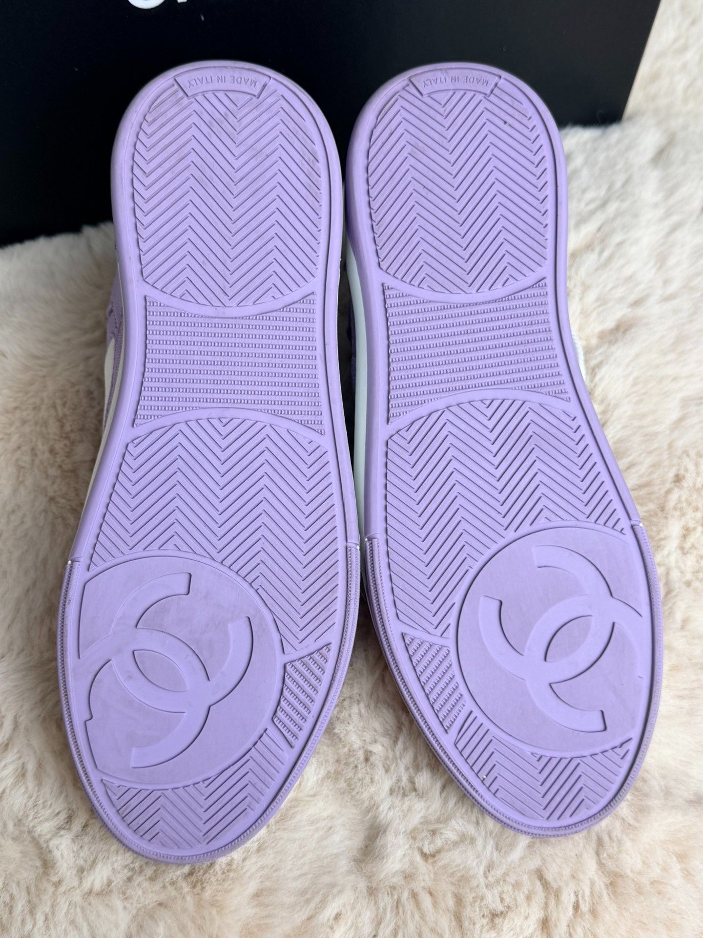 Chanel Chanel Multi Lowtop Sneakers us_6 Women Size US 6 / IT 36 - 6 Thumbnail