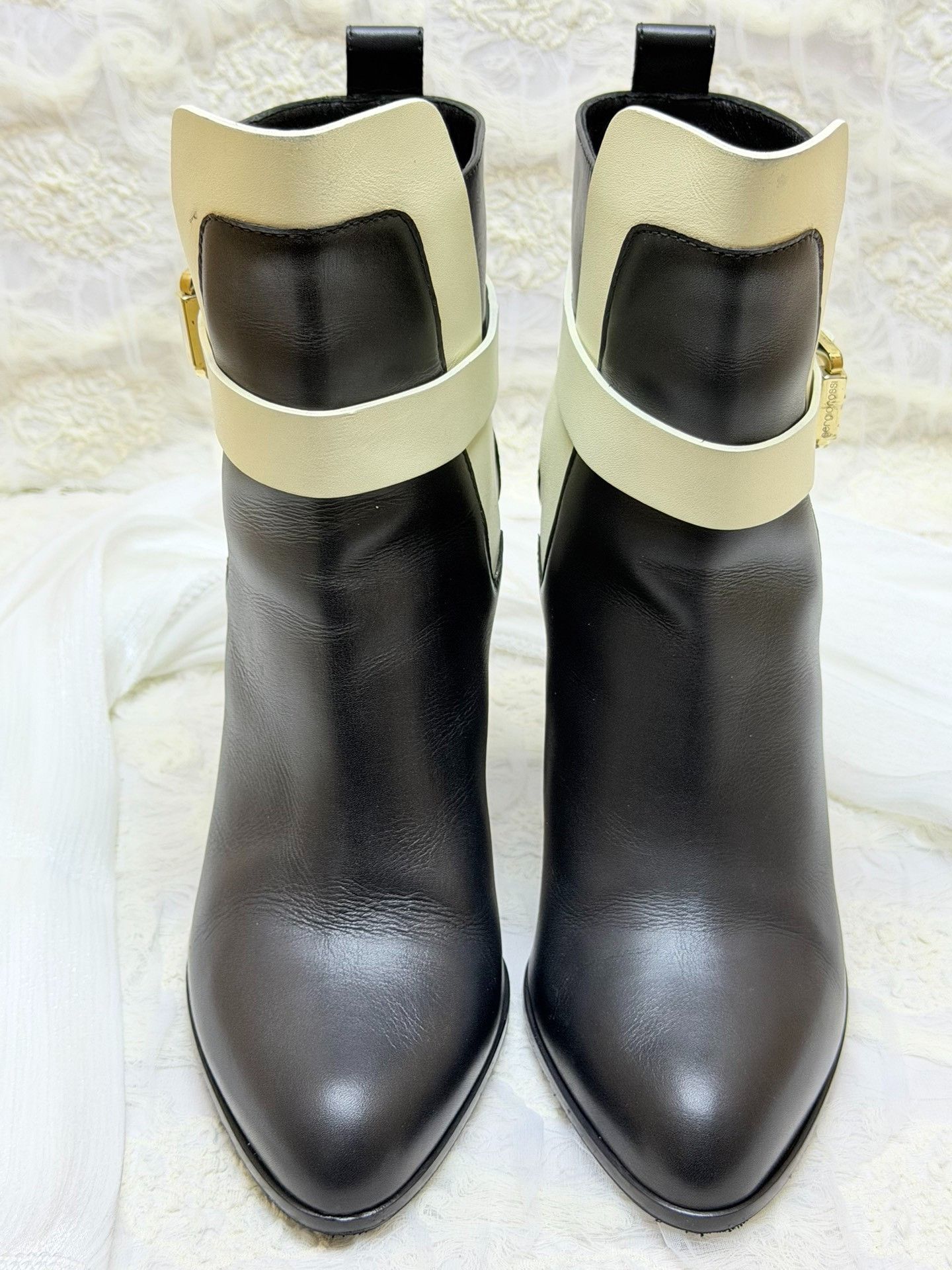 Sergio Rossi Sergio Rossi Boots us_7 Women Size US 7 / IT 37 - 3 Thumbnail