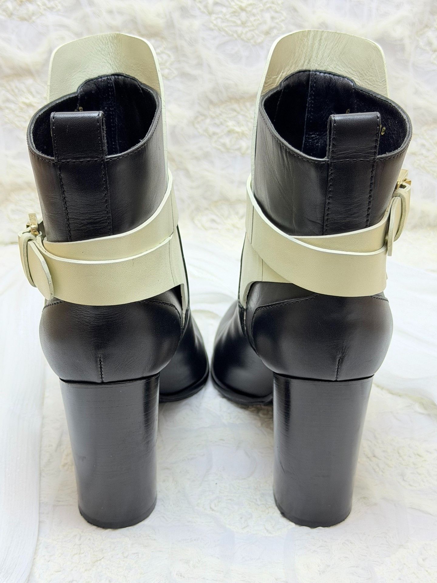 Sergio Rossi Sergio Rossi Boots us_7 Women Size US 7 / IT 37 - 4 Thumbnail