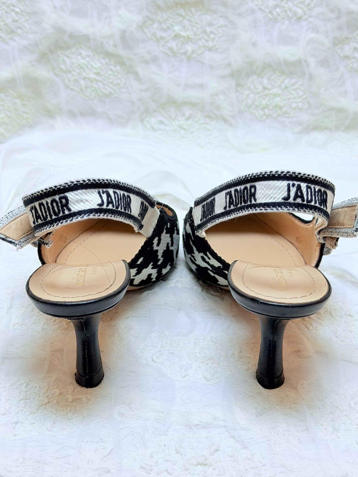 Dior Dior Retro Black Lowtop Sneakers us_5-5 Women Size US 5.5 / IT 35.5 - 4 Thumbnail