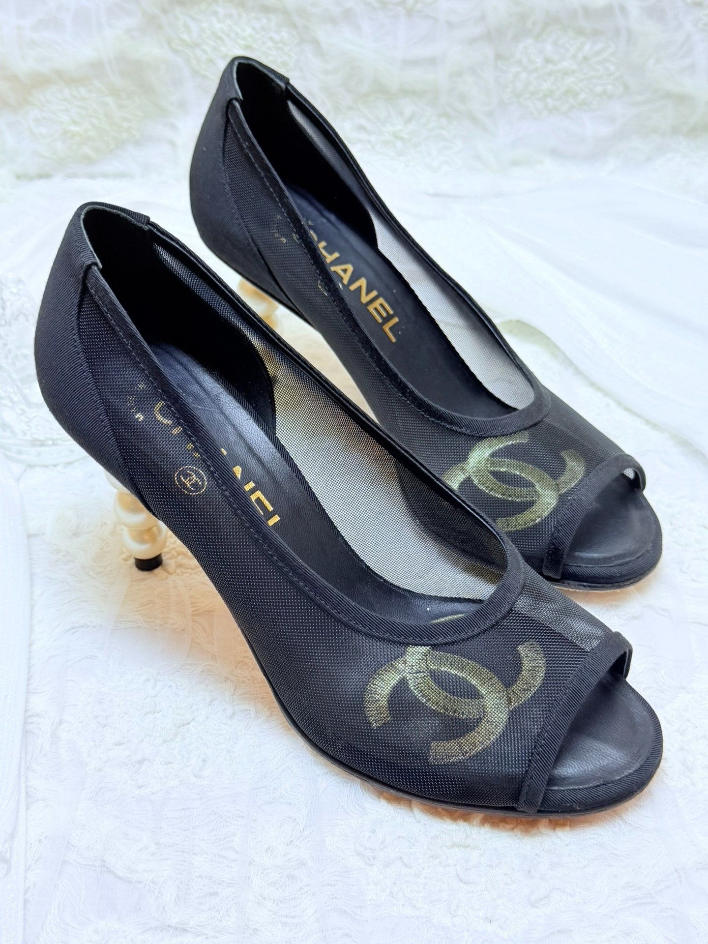 Chanel Chanel Black Lowtop Sneakers us_5 Women Size US 5 / IT 35 - 3 Thumbnail